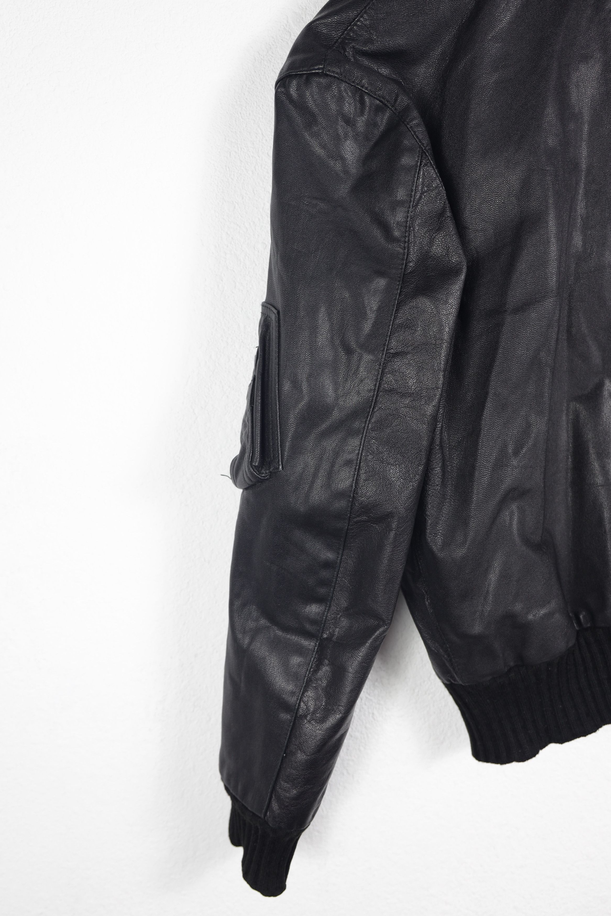 Allsaints All Saints Black Leather Bomber Jacket Small Size US S / EU 44-46 / 1 - 25 Thumbnail