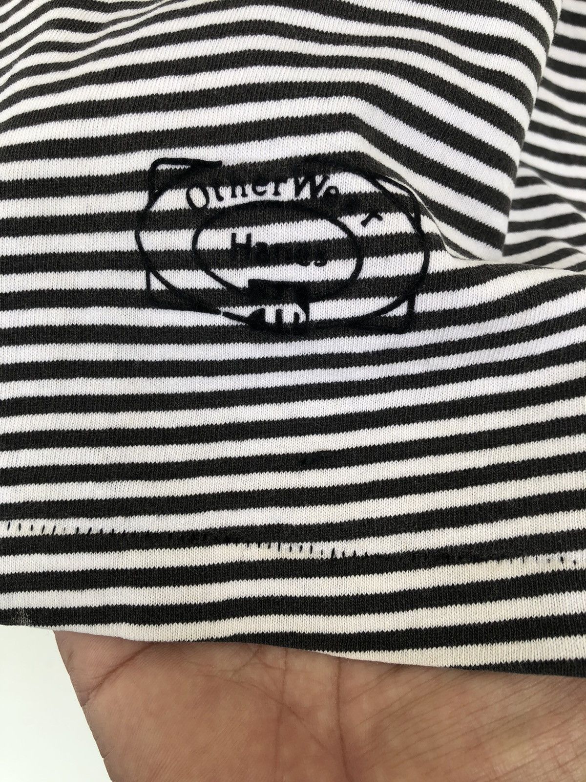 Vintage Vintage 90s Grunge Small Stripe Hanes Tee Size US L / EU 52-54 / 3 - 3 Thumbnail