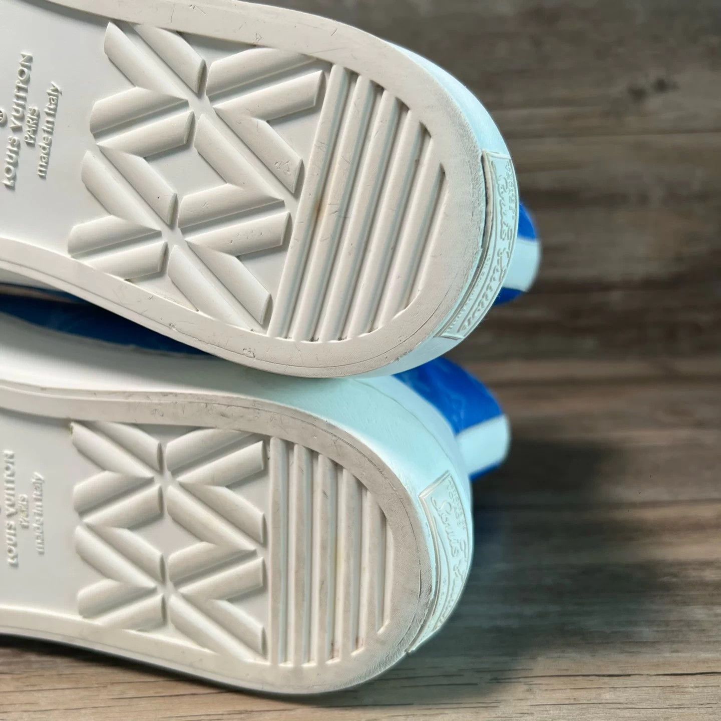 Louis Vuitton LV Tattoo Clouds White Blue High Top Canvas Sneaker UK7 Size US 8 / EU 41 - 7 Thumbnail