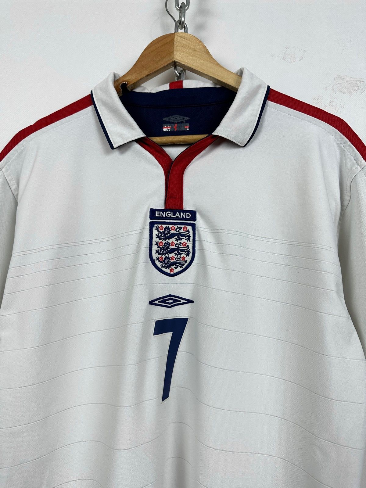 Umbro 2004 Umbro England David Beckham World Cup Soccer Jersey Size US L / EU 52-54 / 3 - 7 Thumbnail