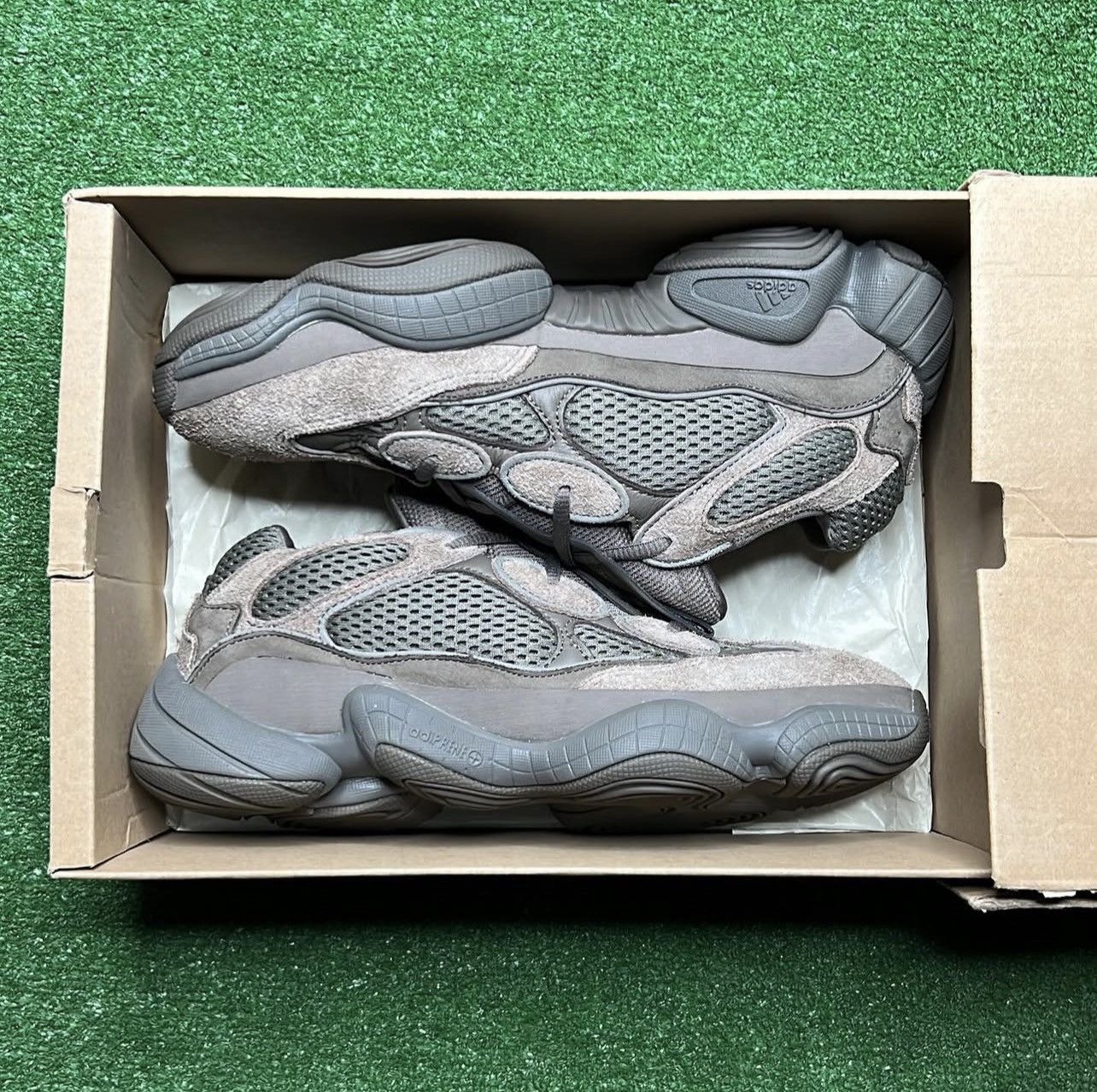 Adidas Adidas Yeezy 500 ‘Brown Clay’ Size US 9 / EU 42 - 2 Thumbnail