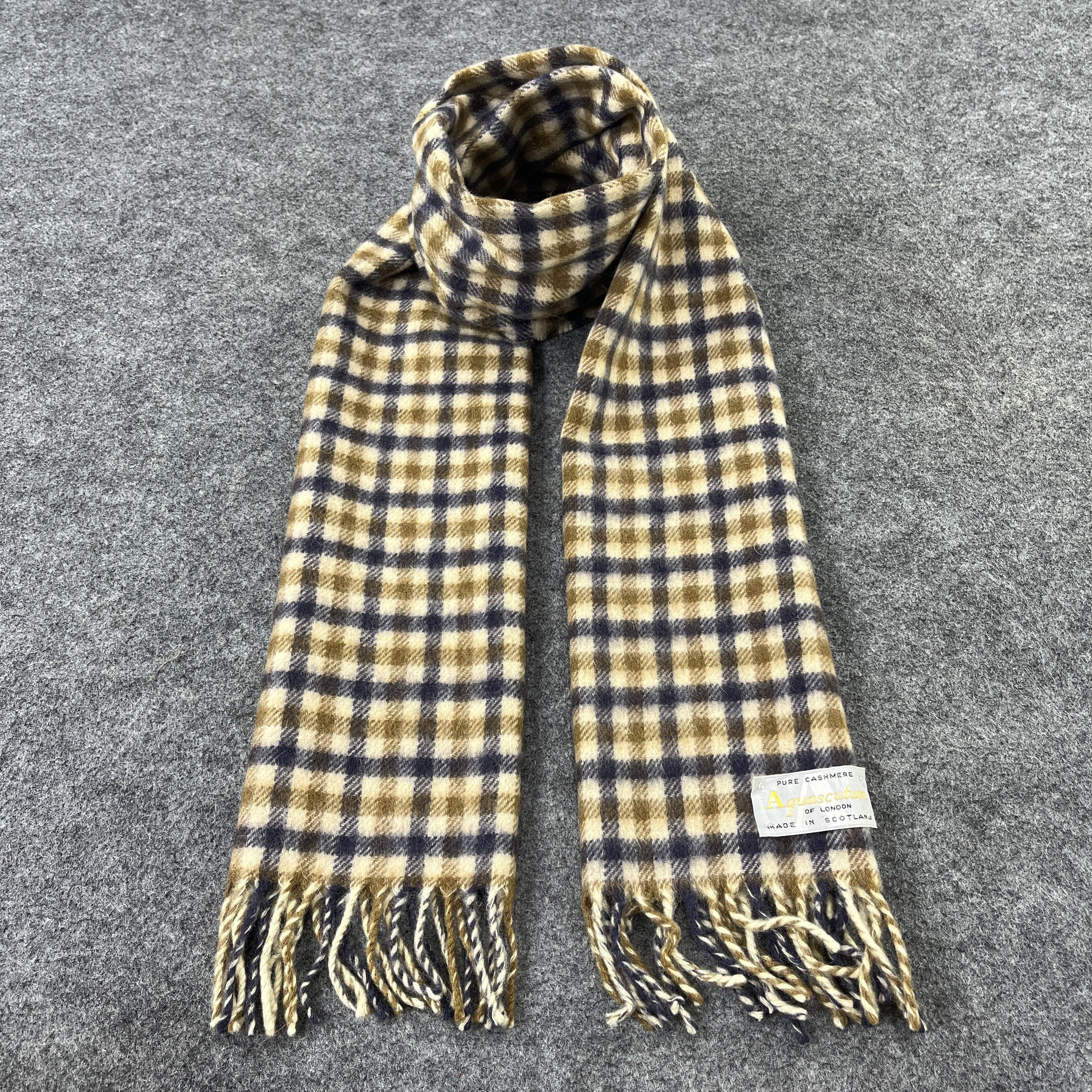 Aquascutum Aquasqutum Scarf / Muffler / Neckwear T1257 Size ONE SIZE - 1 Thumbnail