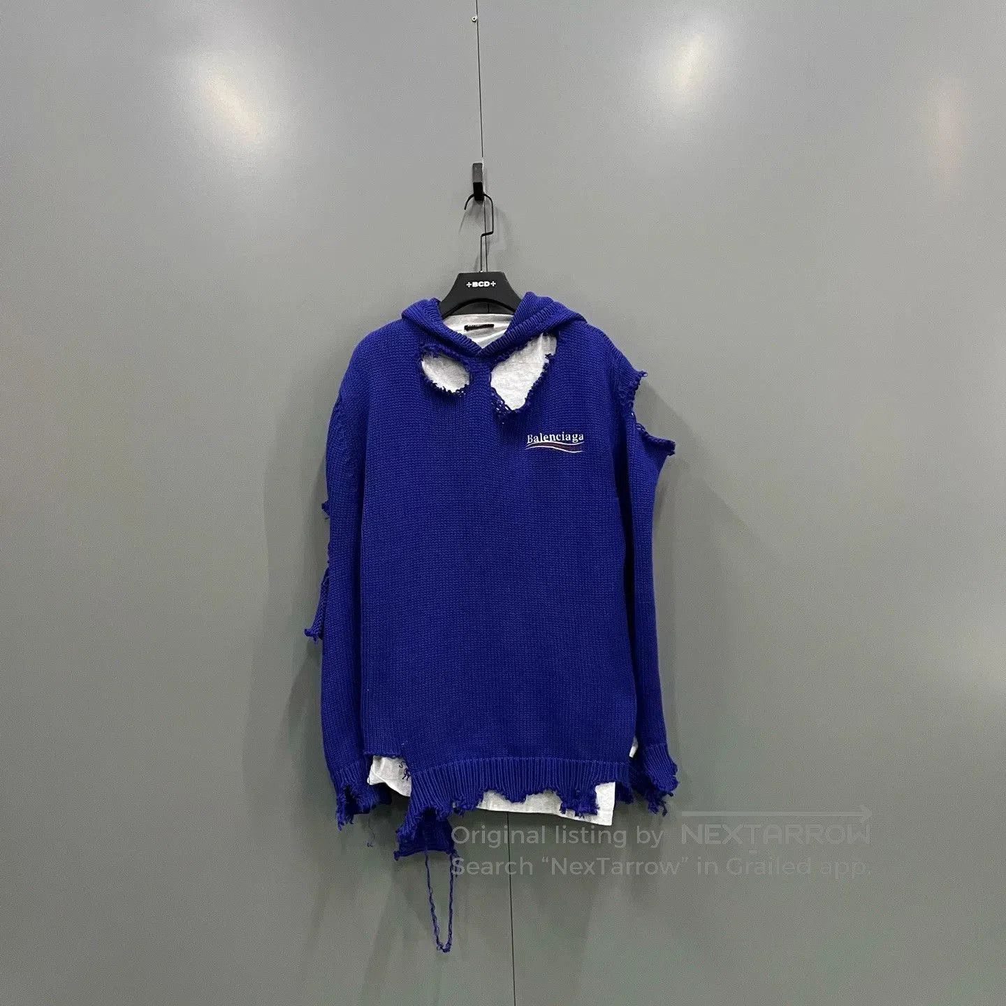 Balenciaga balenciaga blue logo embroidered hoodie xs. Size US XS / EU 42 / 0 - 1 Thumbnail