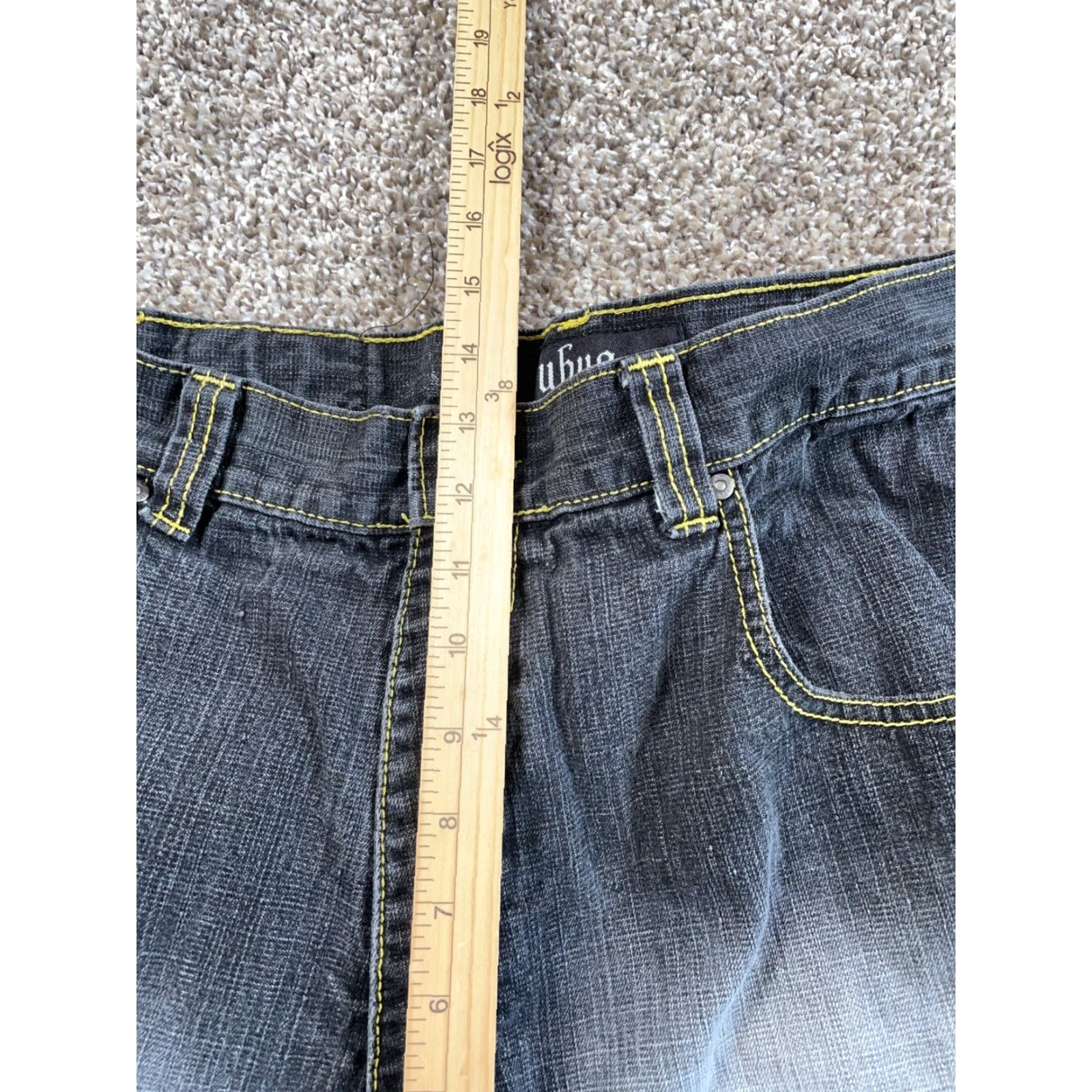 Vintage VINTAGE Ubug Baggy Fit Jean Shorts Bermuda Men 35 x 14 Black Yellow Stitching Denim Cotton Hip Hop Retro 90s Mens Size US 35 - 7 Thumbnail