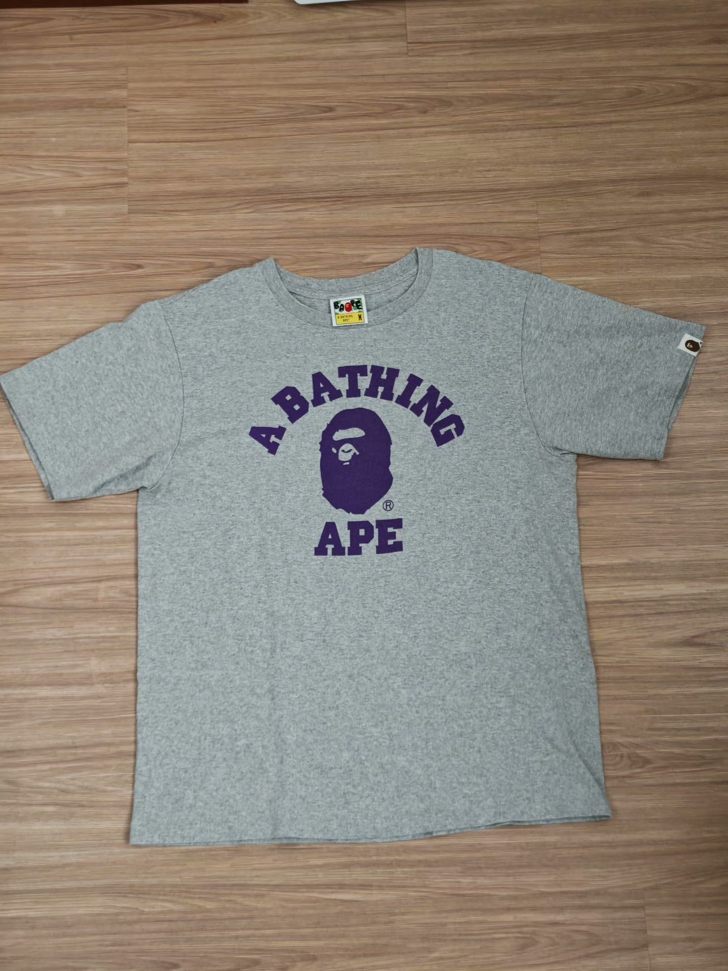 Bape Bape Ape Head Gray T-Shirt M Men Size US M / EU 48-50 / 2 - 1 Thumbnail