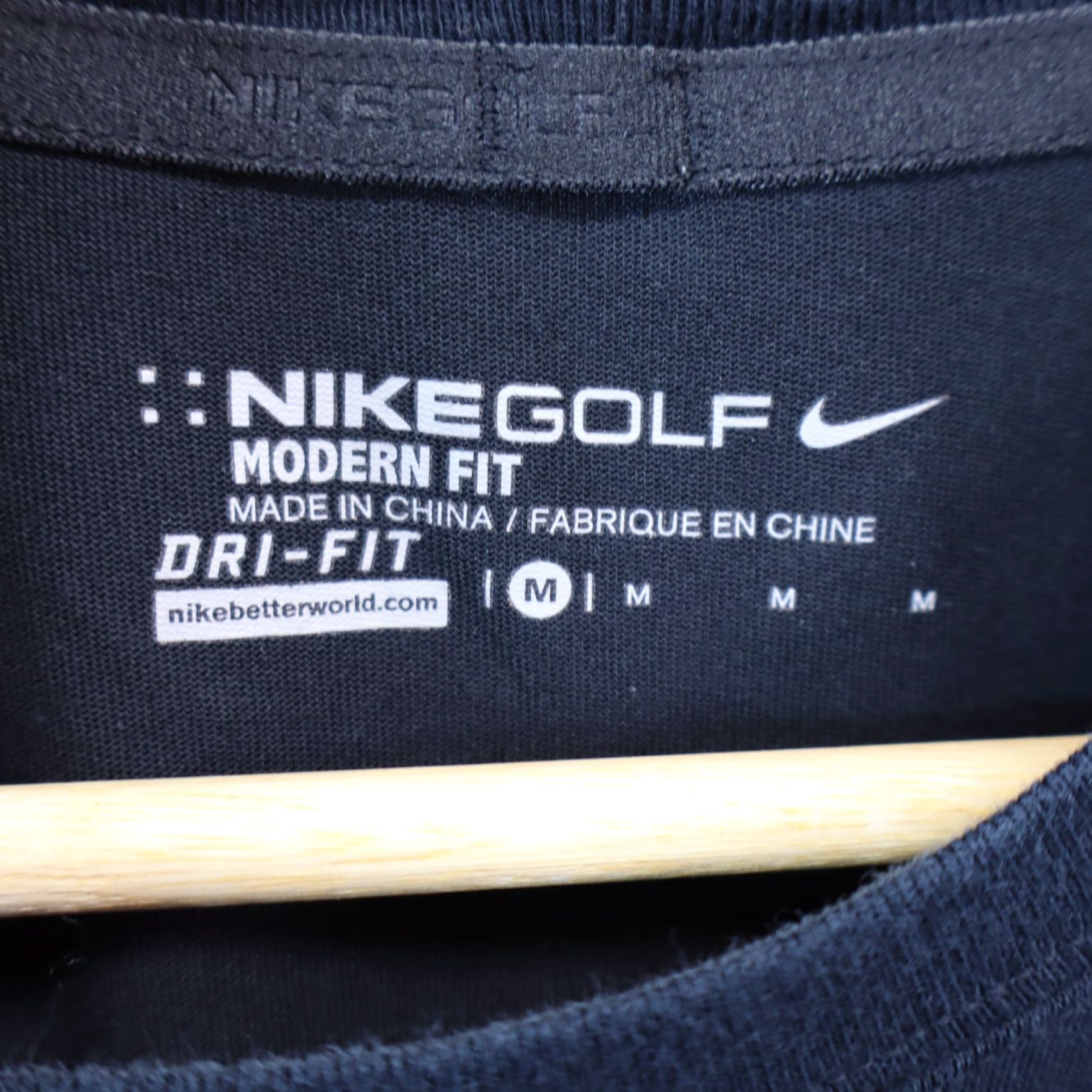 Nike Nike Dri-FIT Shirt Mens Medium Black Short Sleeve Modern Fit Size US M / EU 48-50 / 2 - 5 Thumbnail
