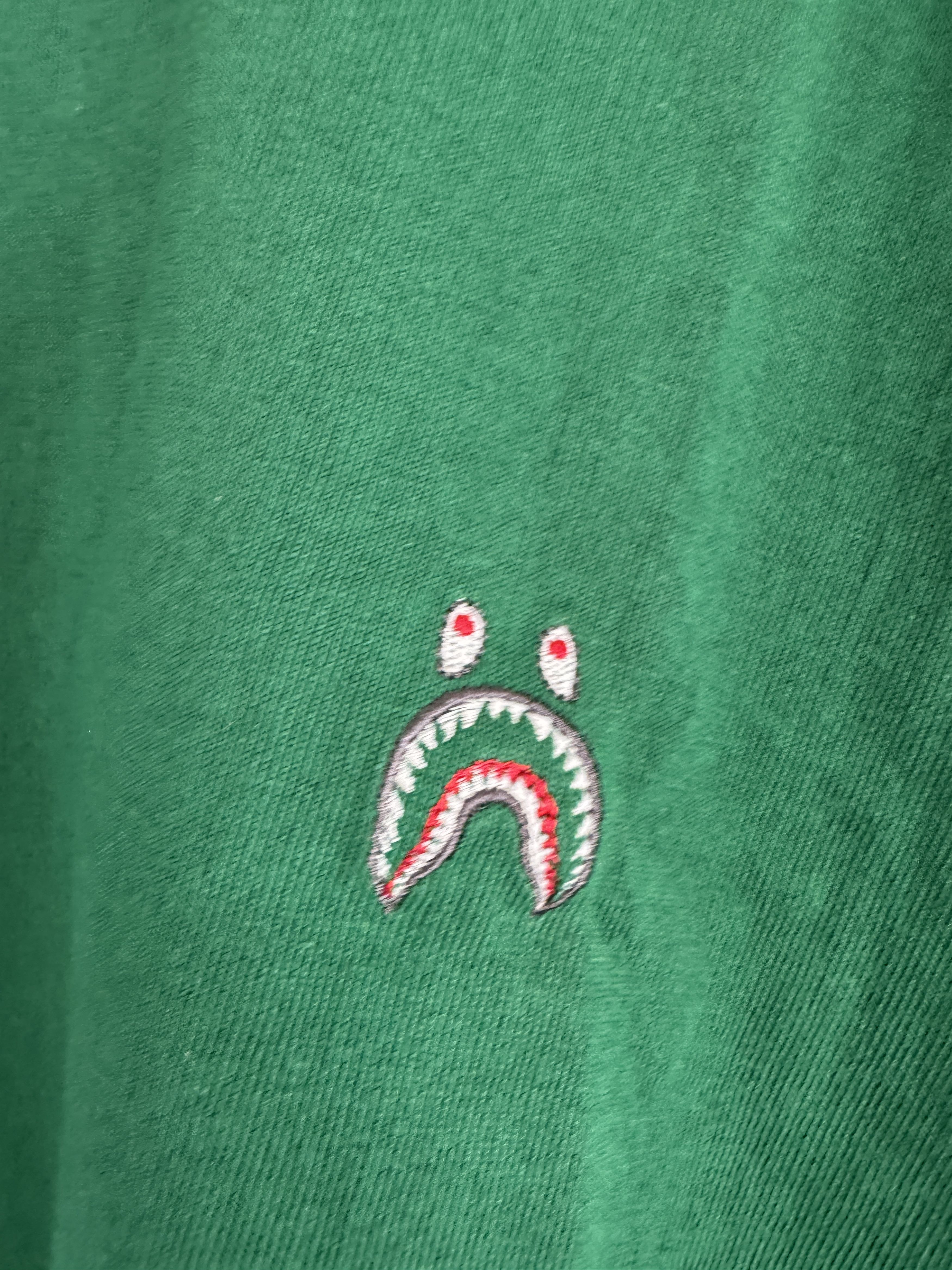Bape Green Shark One Point Tee Size US XXL / EU 58 / 5 - 4 Thumbnail
