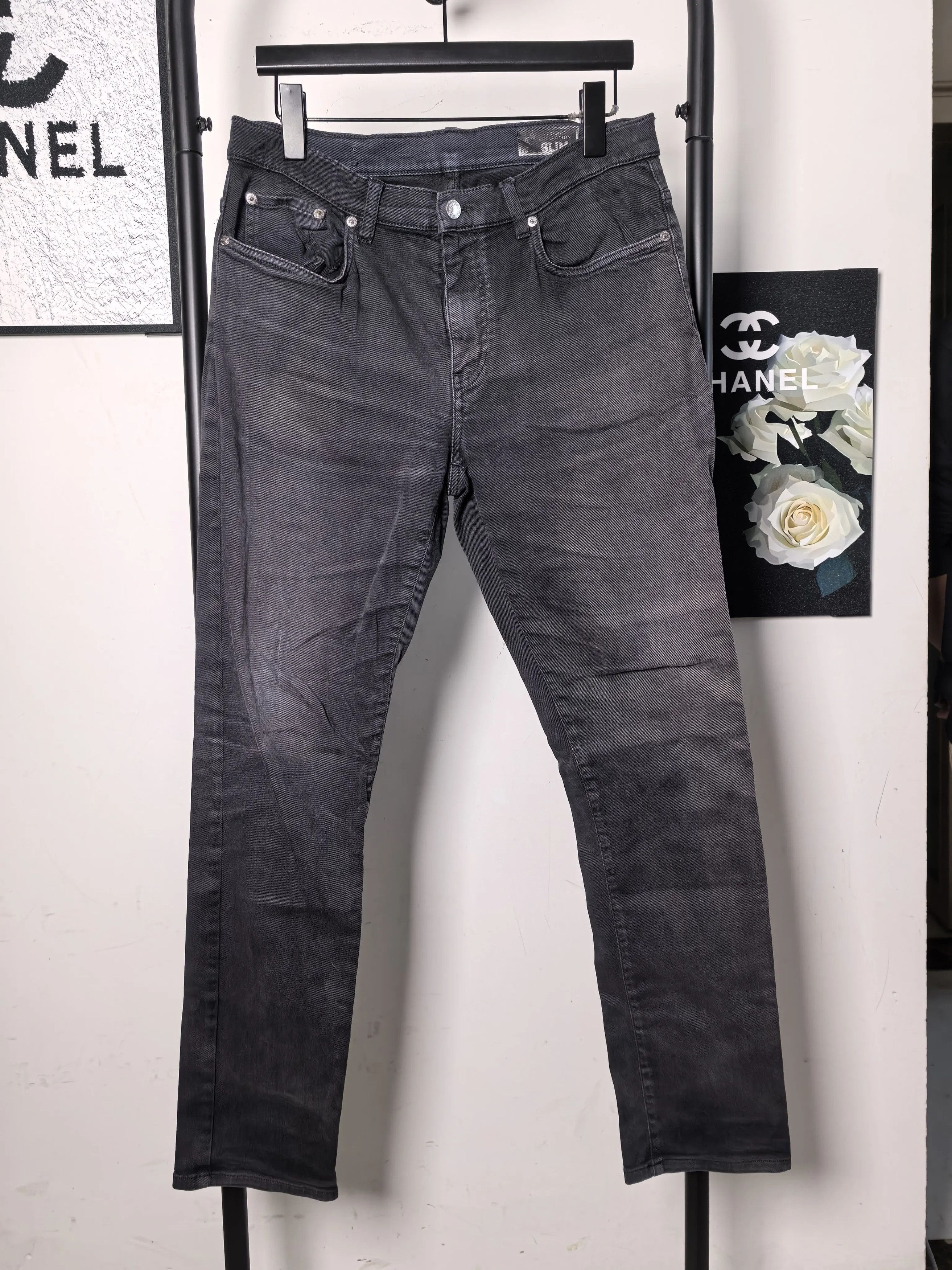 Versace Versace White Casual Pants 30 Men Size US 30 / EU 46 - 1 Thumbnail