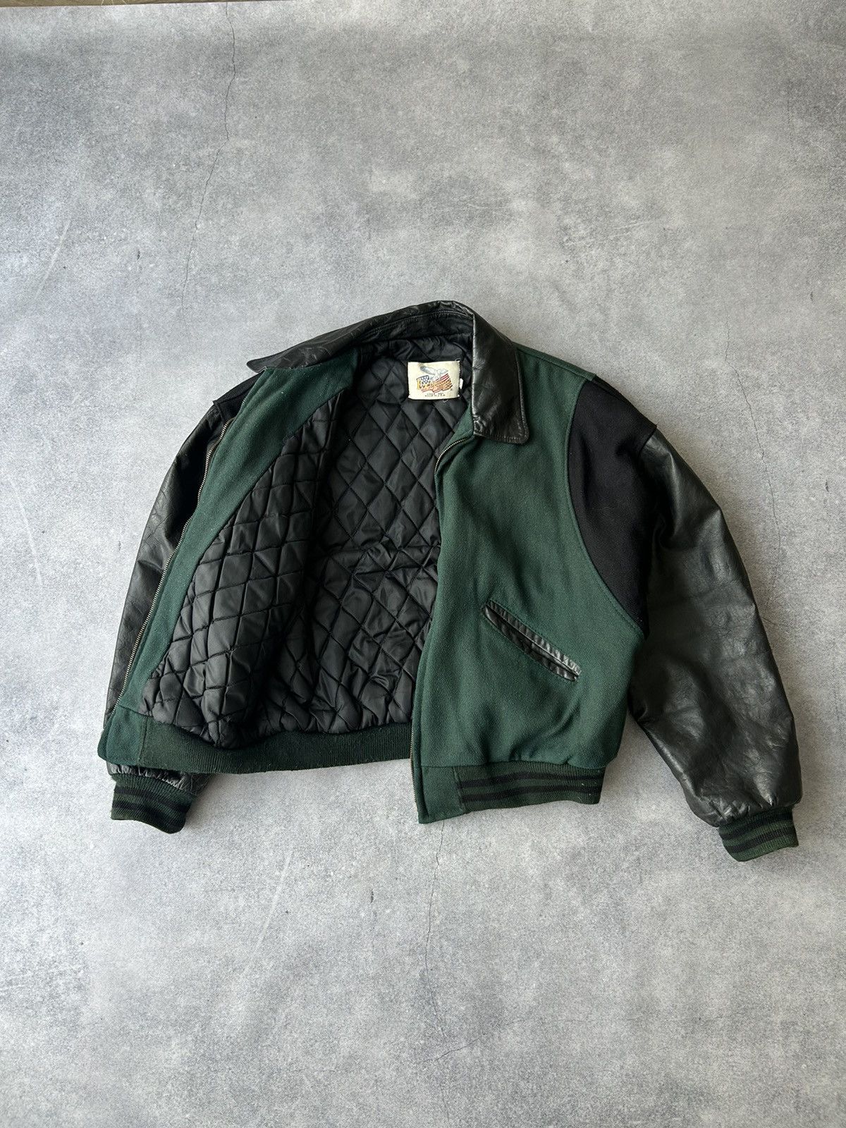 Excelled Vintage Excelled Made in Usa 🇺🇸 varsity bomber jacket mens Size US L / EU 52-54 / 3 - 3 Thumbnail