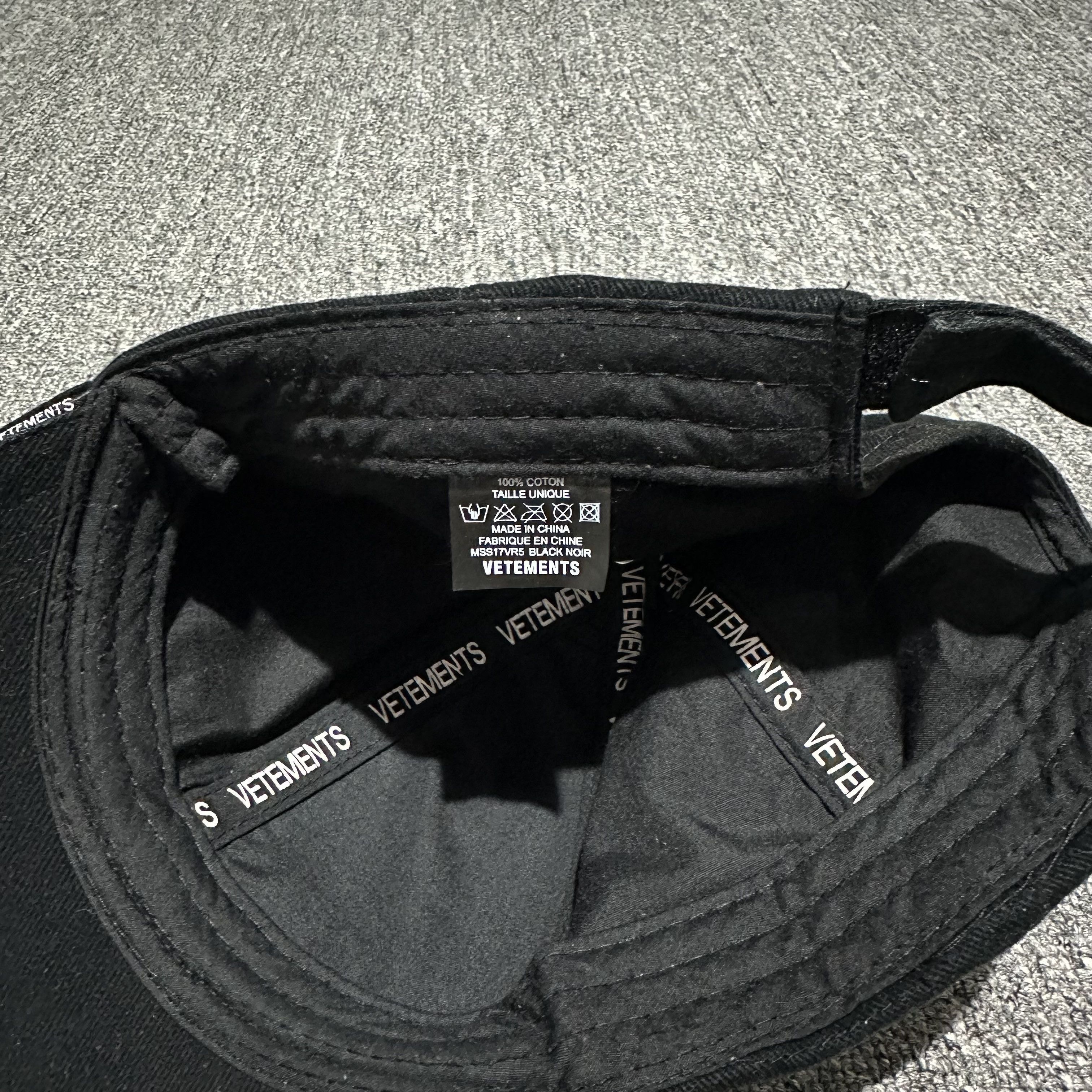 Vetements Vetements SS17 Runway Securite Cap/Hat Size ONE SIZE - 6 Thumbnail