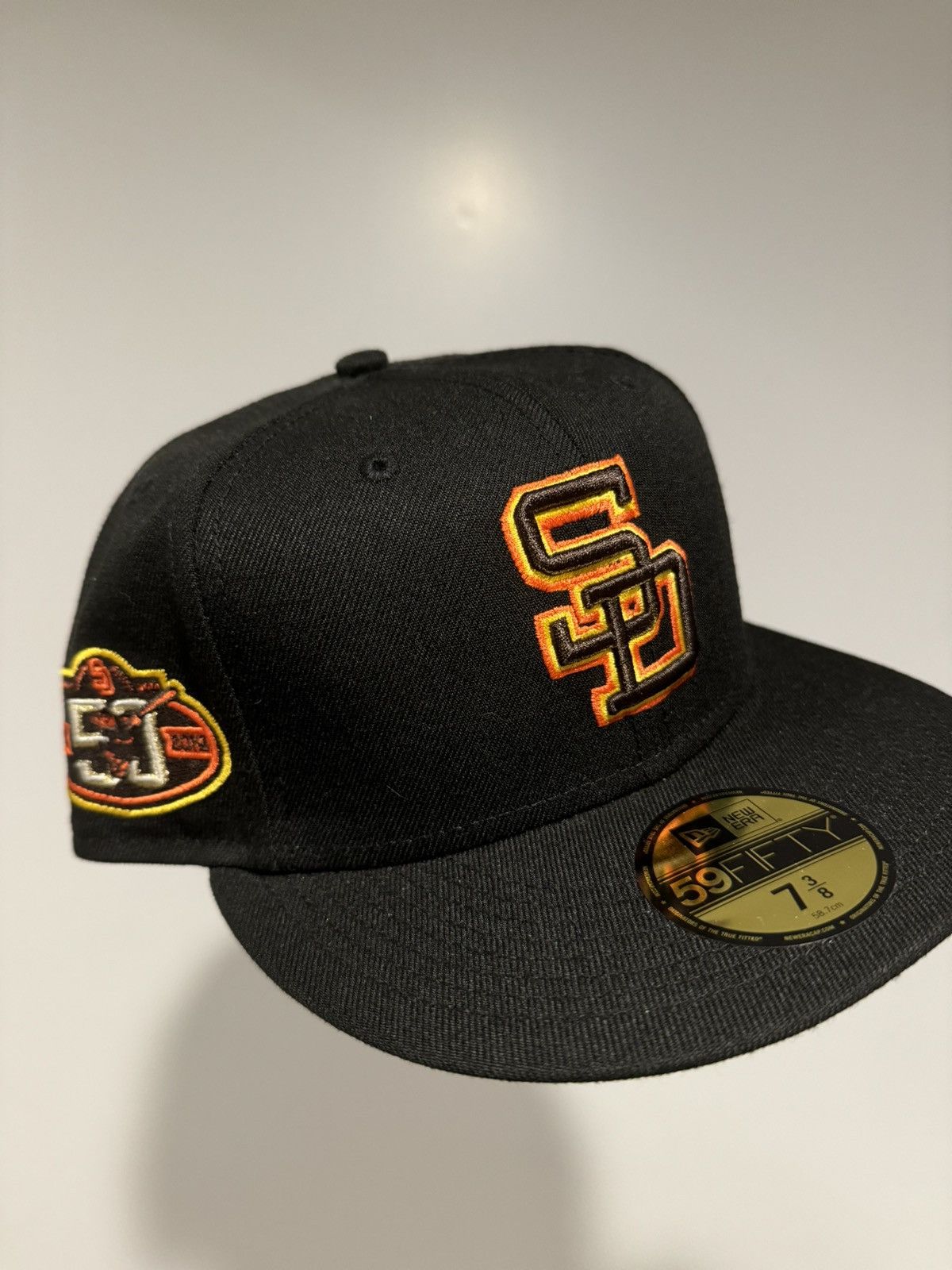 Hat Club × MLB × New Era Hatclub Exclusive Black Dome San Diego Padres green UV 7 3/8 Size ONE SIZE - 1 Thumbnail