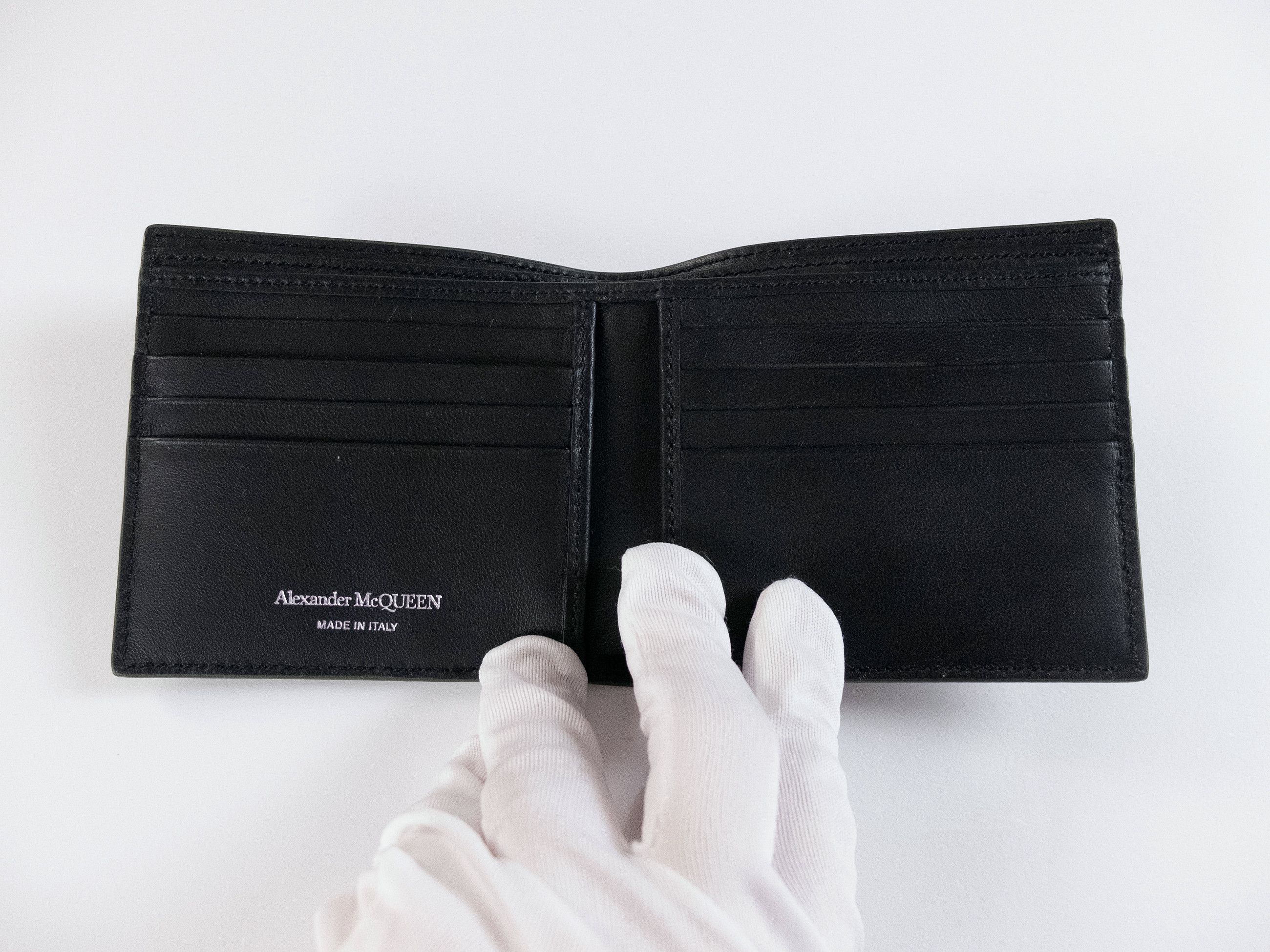 Alexander McQueen ALEXANDER MCQUEEN khaki green abstract logo leather wallet q Size ONE SIZE - 4 Thumbnail