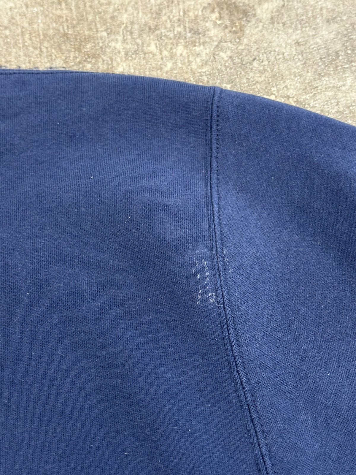 Russell Athletic × Vintage Vintage 90s Russell Athletic Navy Blue Sweatshirt Size US XL / EU 56 / 4 - 9 Thumbnail
