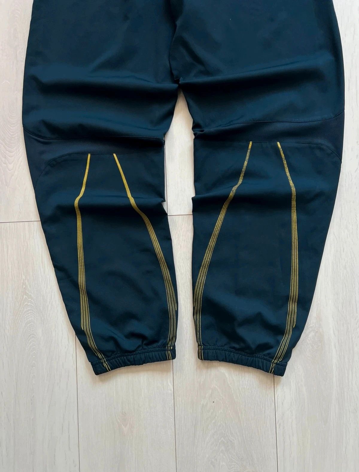 Nike . Nike Vintage trackpants y2k streetwear Rare Size US 33 - 2 Thumbnail