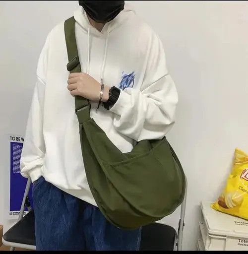 Japanese Brand × Vintage Large Capacity Nylon Hobos/Crossbody Bags Unisex Size ONE SIZE - 3 Thumbnail