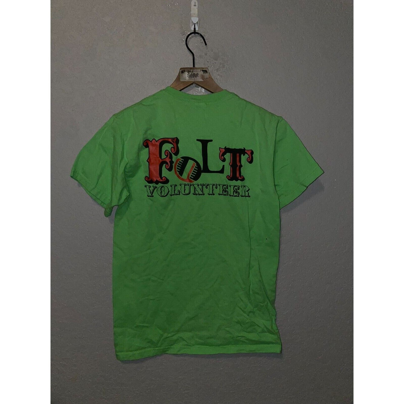 Gildan Friends Of Last Thursday Shirt Volunteer Green Tee Y2K Small Size US S / EU 44-46 / 1 - 6 Thumbnail