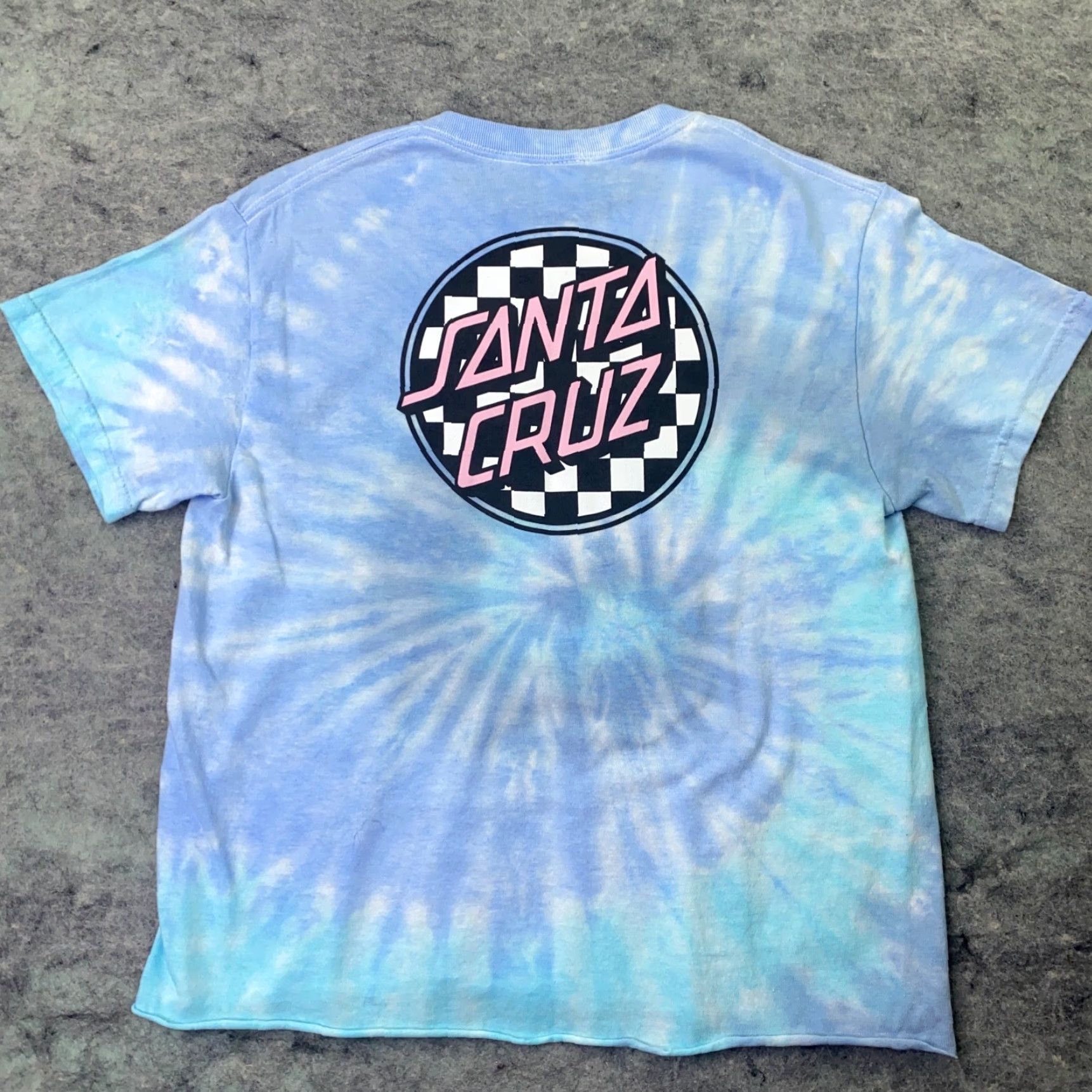 Vintage VINTAGE Santa Cruz Skateboards Shirt Women’s Small Blue Tie-Dye Cropped T-Shirt 90s Ladies Short Sleeve Crop? Size S / US 4 / IT 40 - 6 Thumbnail