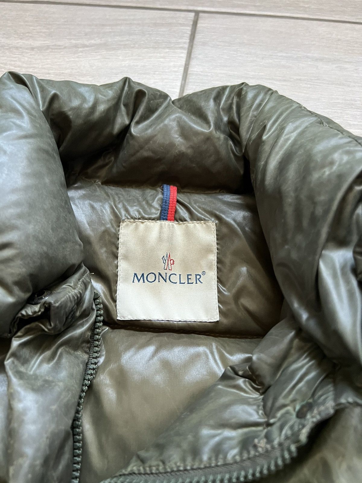 Moncler Moncler Pepper Grenoble Womens Puffer Jacket Green Size L / US 10 / IT 46 - 8 Thumbnail