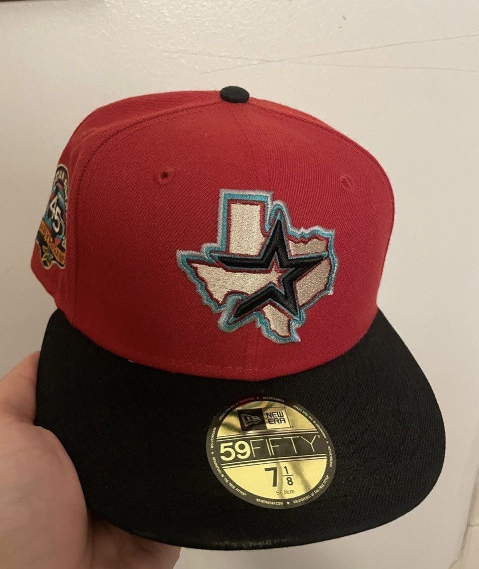 image of Hat Club x Myfitteds Ecap City Houston Astros Size 7 1/8 Sold Out in Red, Men's