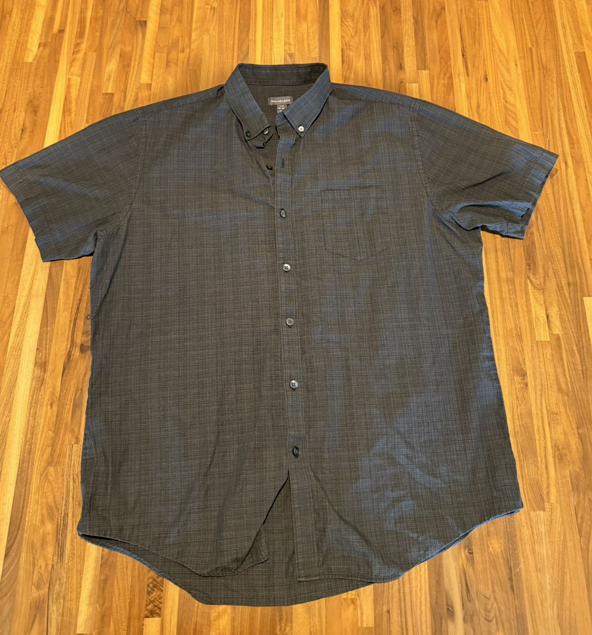 Van Heusen Van Heusen Vintage Button Up Shirt Size US L / EU 52-54 / 3 - 1 Thumbnail