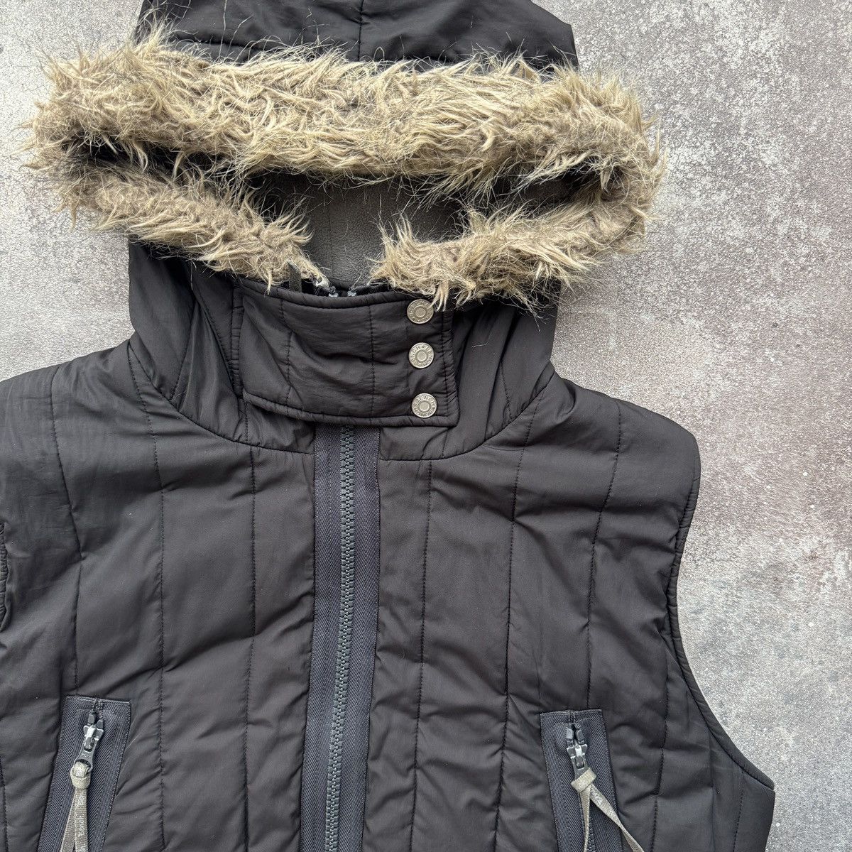 Bench Bench 2000’s Vintage Gorpcore Y2K Faux Fur Vest Jacket Size L / US 10 / IT 46 - 6 Thumbnail