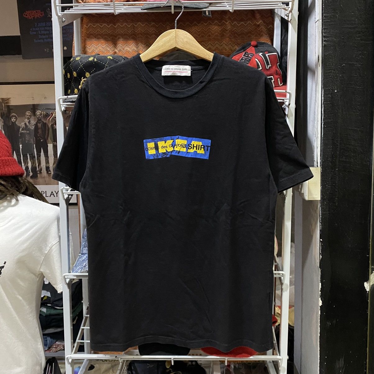 Comme des Garcons Comme Des Garcons girl ikea box logo tee Size US L / EU 52-54 / 3 - 1 Thumbnail