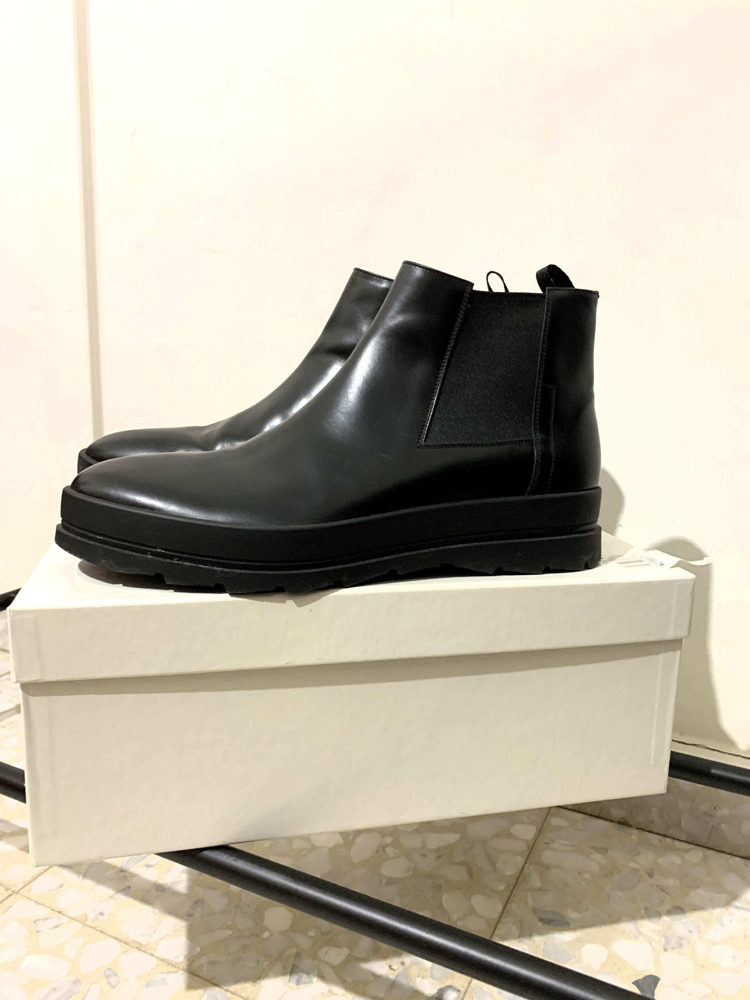 Prada Chelsea Boors Size US 10 / EU 43 - 2 Thumbnail