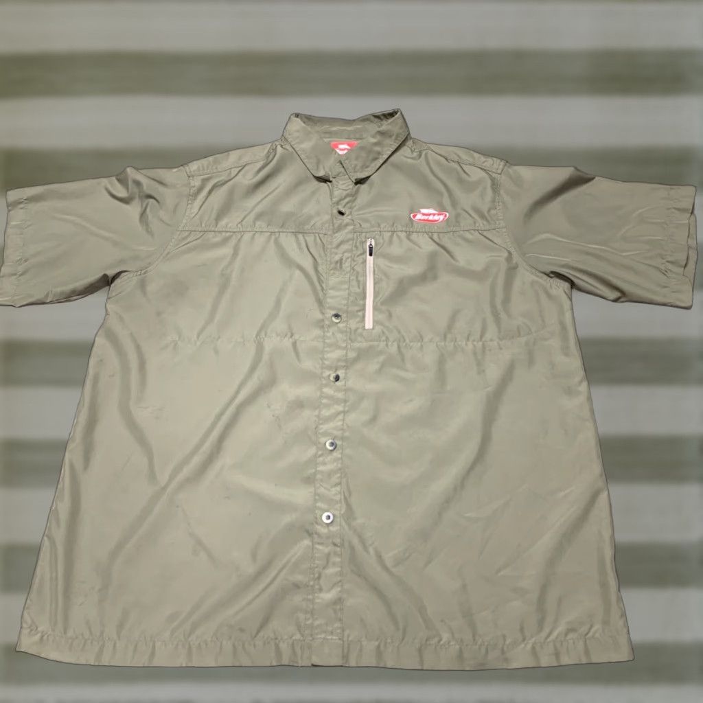 Vintage Berkley Shirt Mens XL Vented UPF 20+ Button Up Short Sleeve Tan Sand Fishing 100% Polyester Button-Up Vented Pocket Casual Mens Size US XL / EU 56 / 4 - 1 Thumbnail