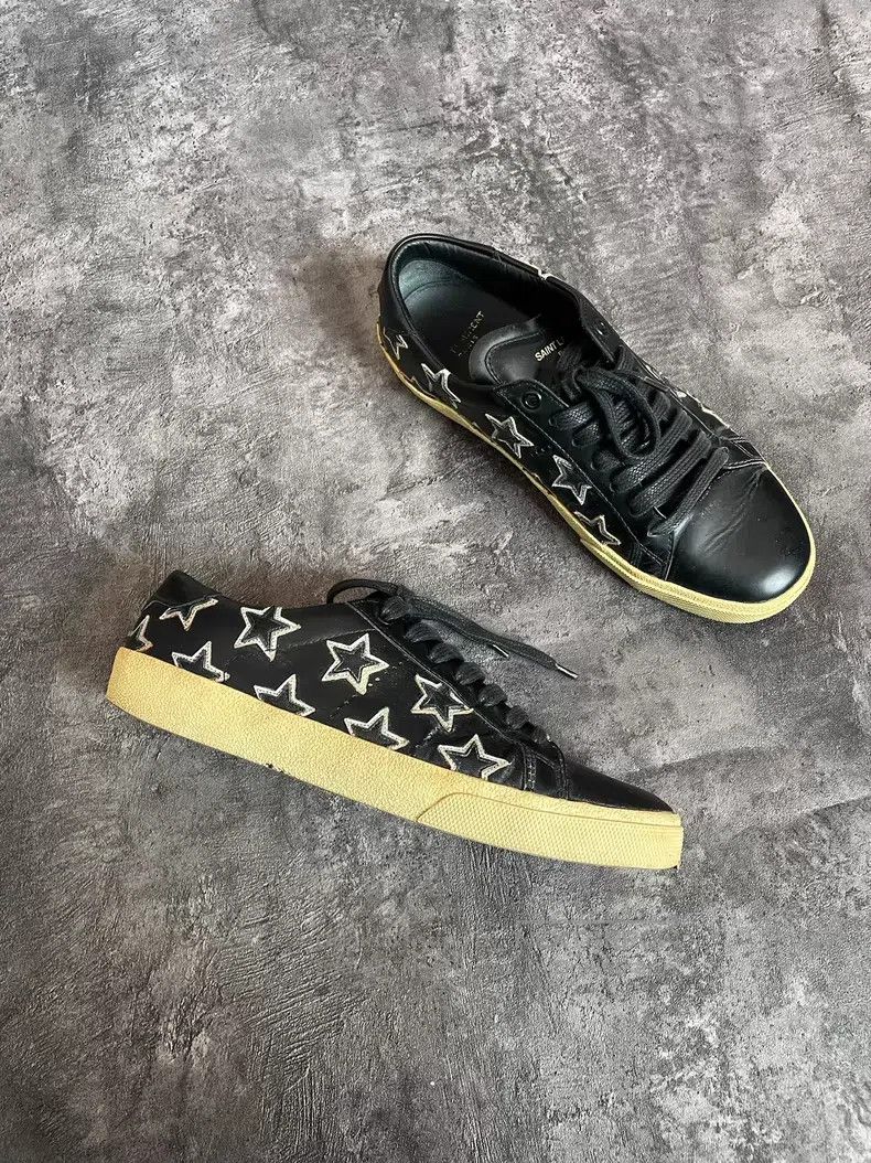 Saint Laurent Paris Saint Laurent Paris Black Warrior Star Low-top Sneakers Size US 5.5 / EU 38 - 2 Thumbnail