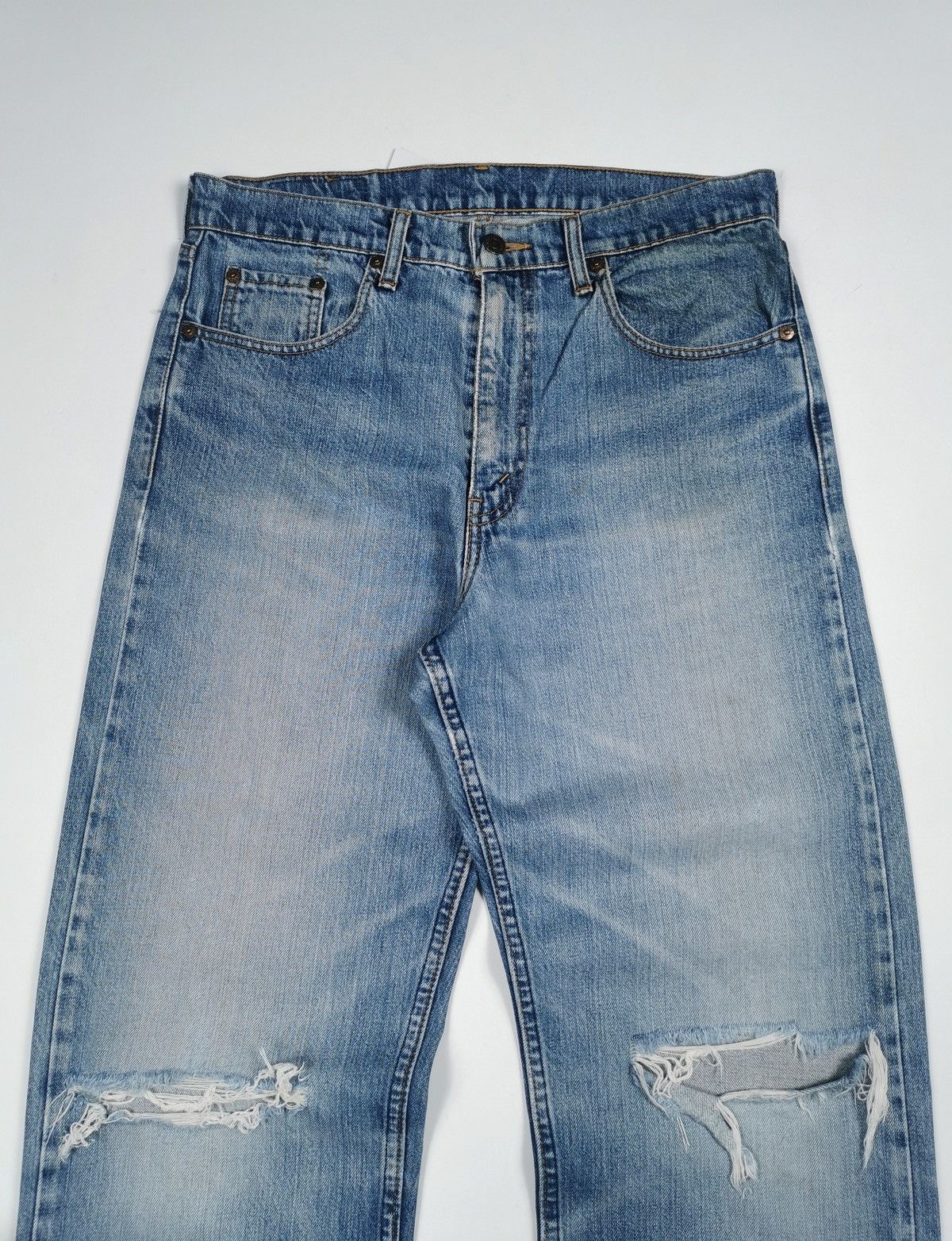 Levi's Vintage 90s Levis 512 Distressed Denim Jeans. Size US 33 - 1 Thumbnail