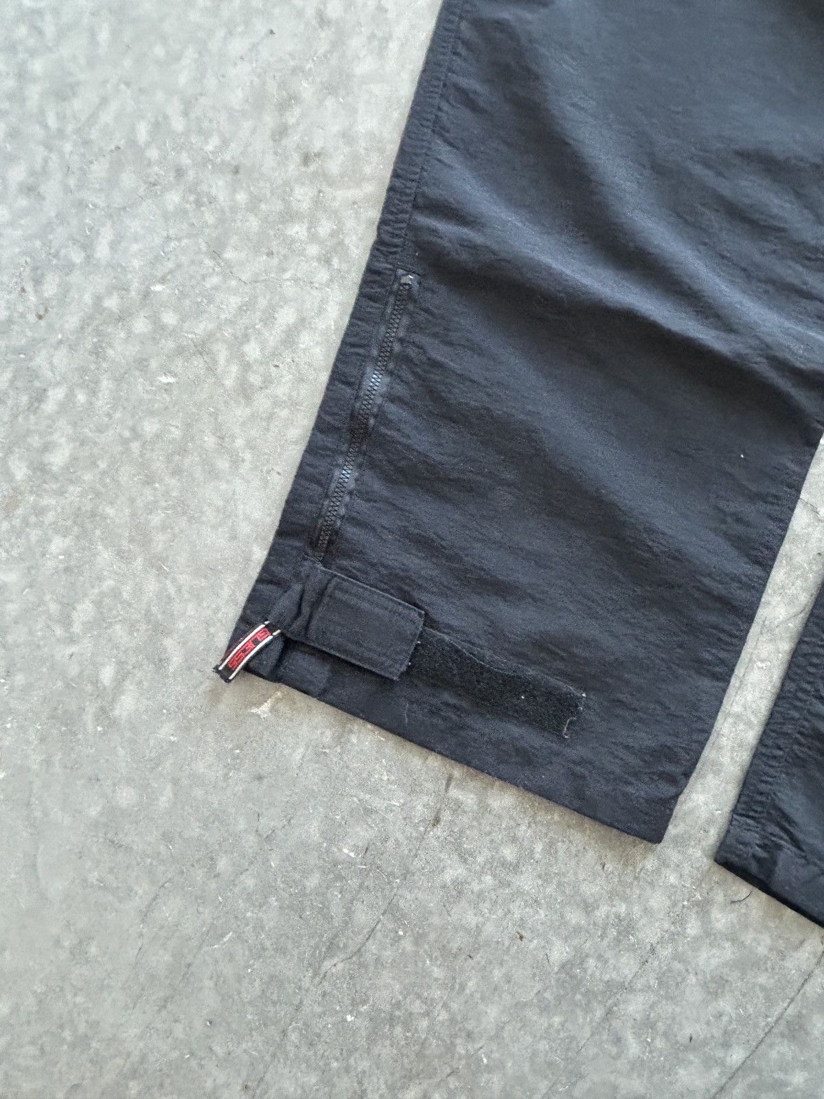 Guess Vintage 90s Guess Nylon Track Pants Baggy Fit Size US 32 / EU 48 - 10 Thumbnail