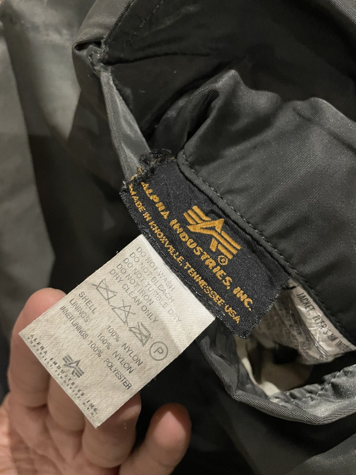 Alpha Industries VINTAGE ALPHA INDUSTRIES MA1 USAF BOMBER REVERSIBLE JACKET Size US XL / EU 56 / 4 - 12 Thumbnail