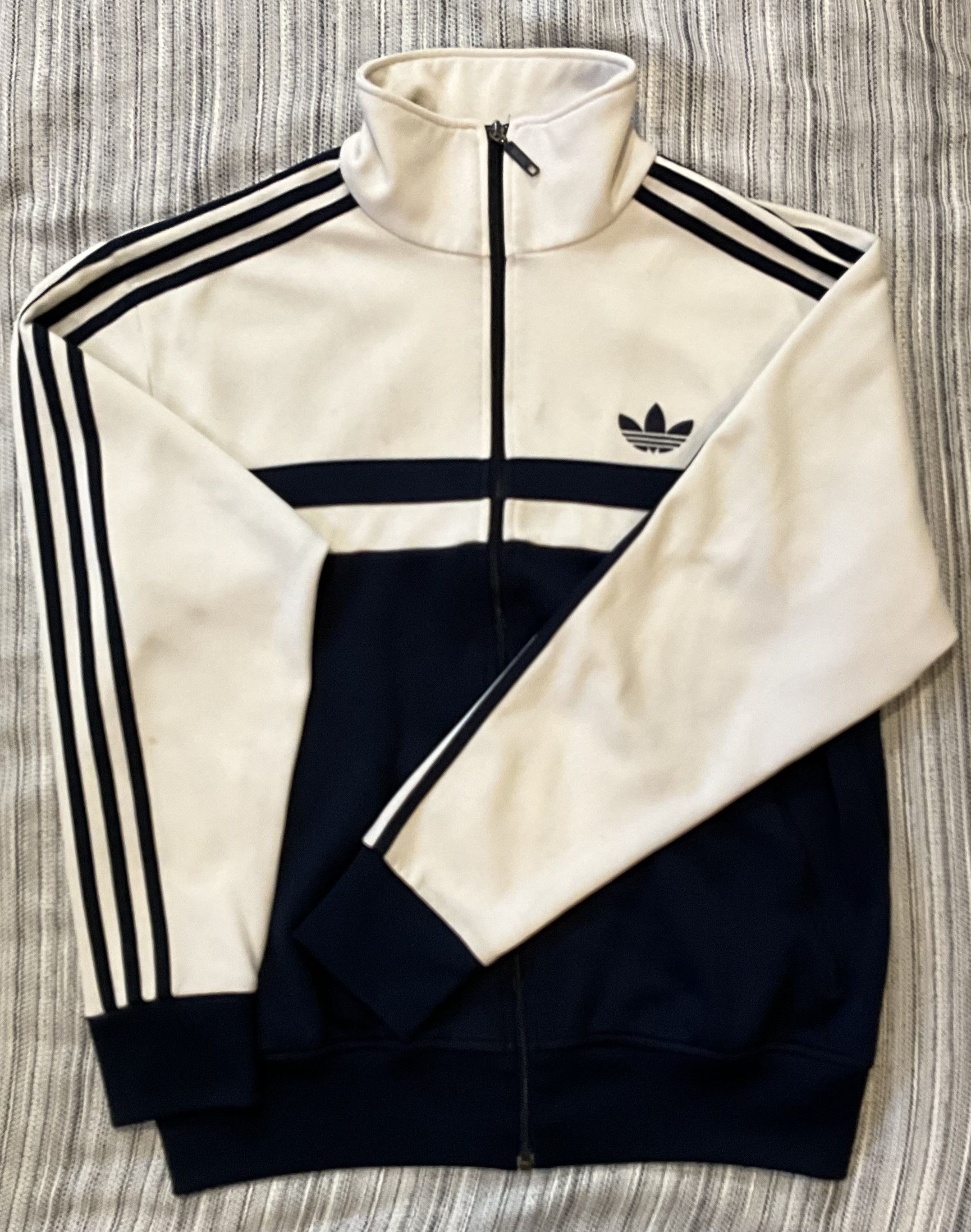 Adidas Adidas Originals Trefoil Track Jacket Navy/Cream – Medium Size US M / EU 48-50 / 2 - 9 Thumbnail