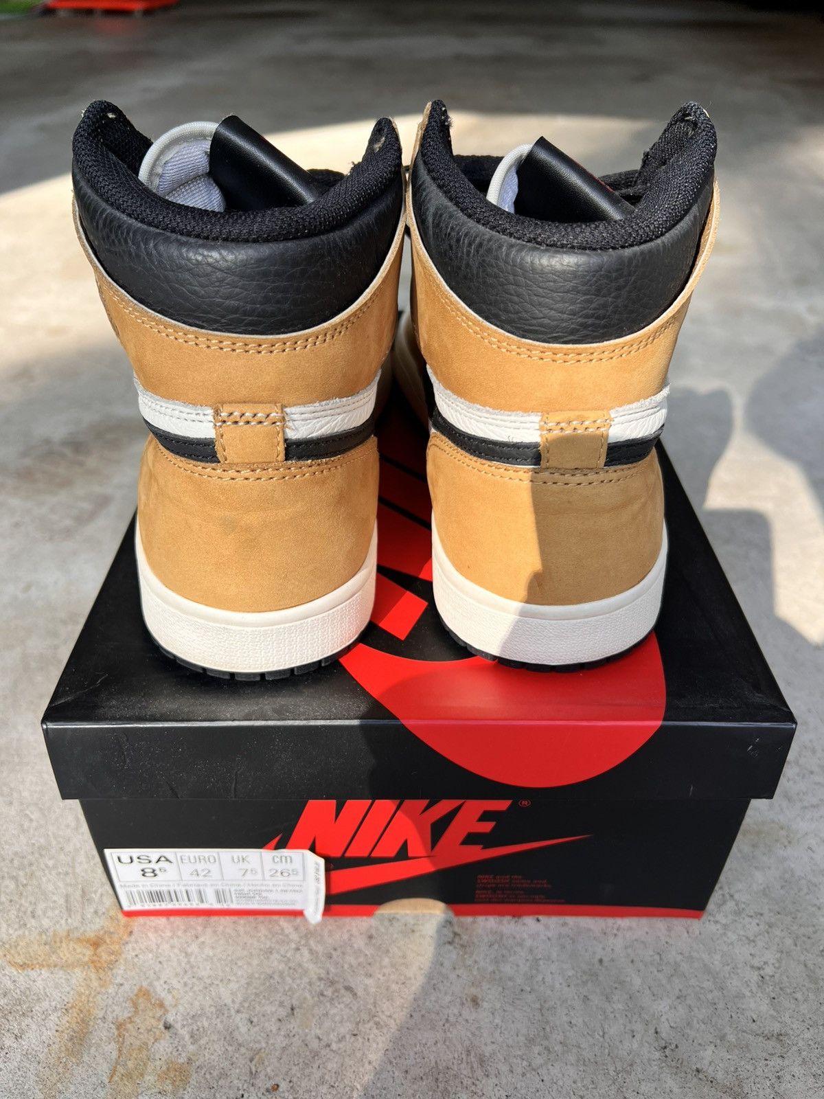 Jordan Brand Jordan 1 Rookie of the Year Size US 8.5 / EU 41-42 - 4 Thumbnail