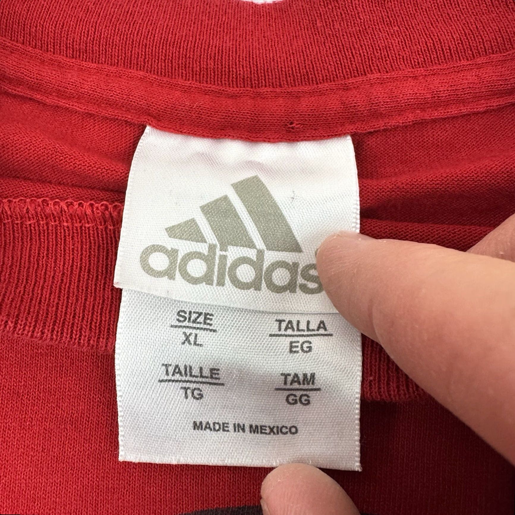 Adidas VINTAGE adidas T Shirt Adult XL Red Center Logo Y2K Sports Soccer Circle Logo Mens XL red adidas T Shirt Size US XL / EU 56 / 4 - 5 Thumbnail