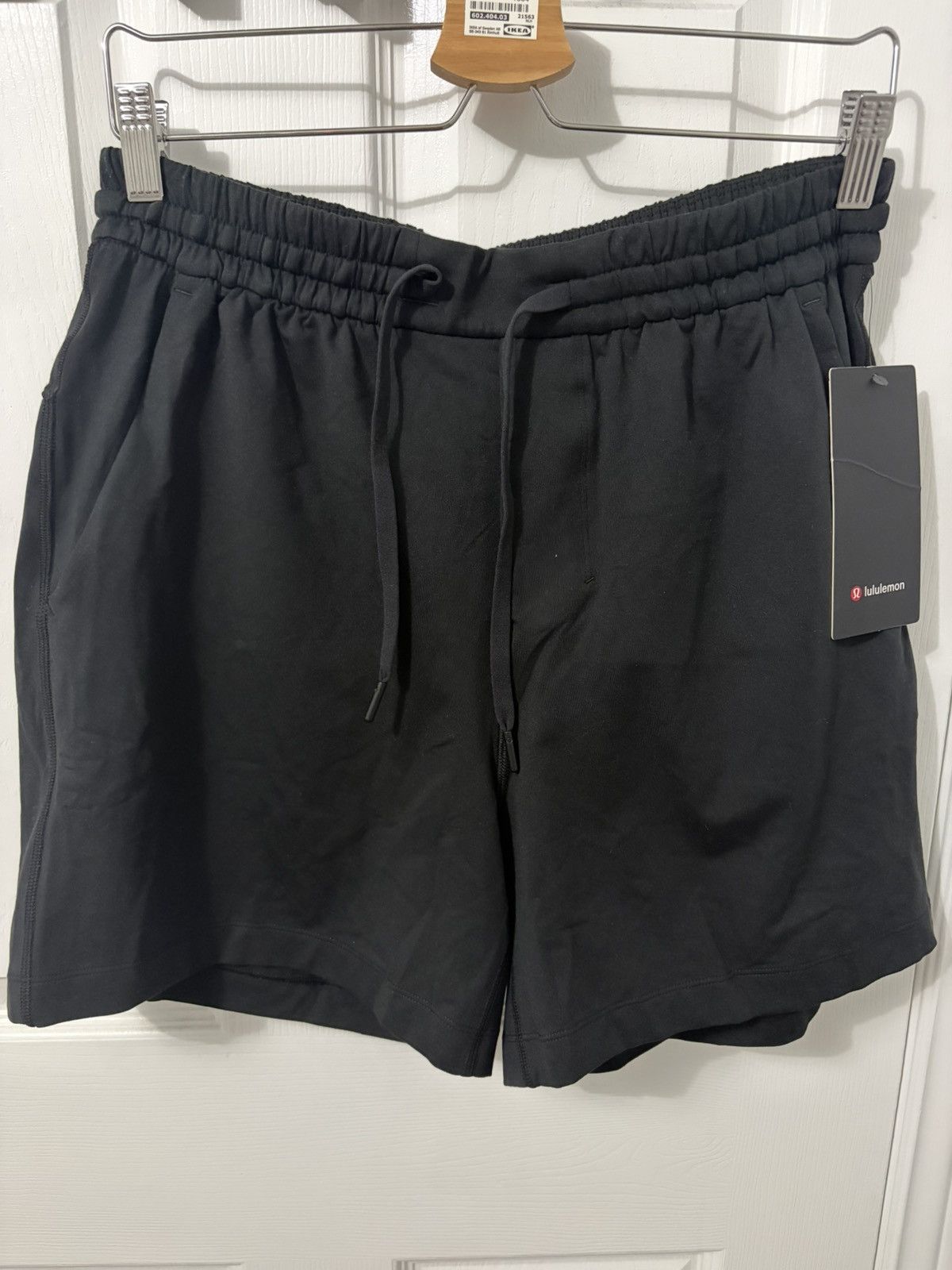 Lululemon Lululemon Mens Shorts Size US 32 / EU 48 - 1 Thumbnail