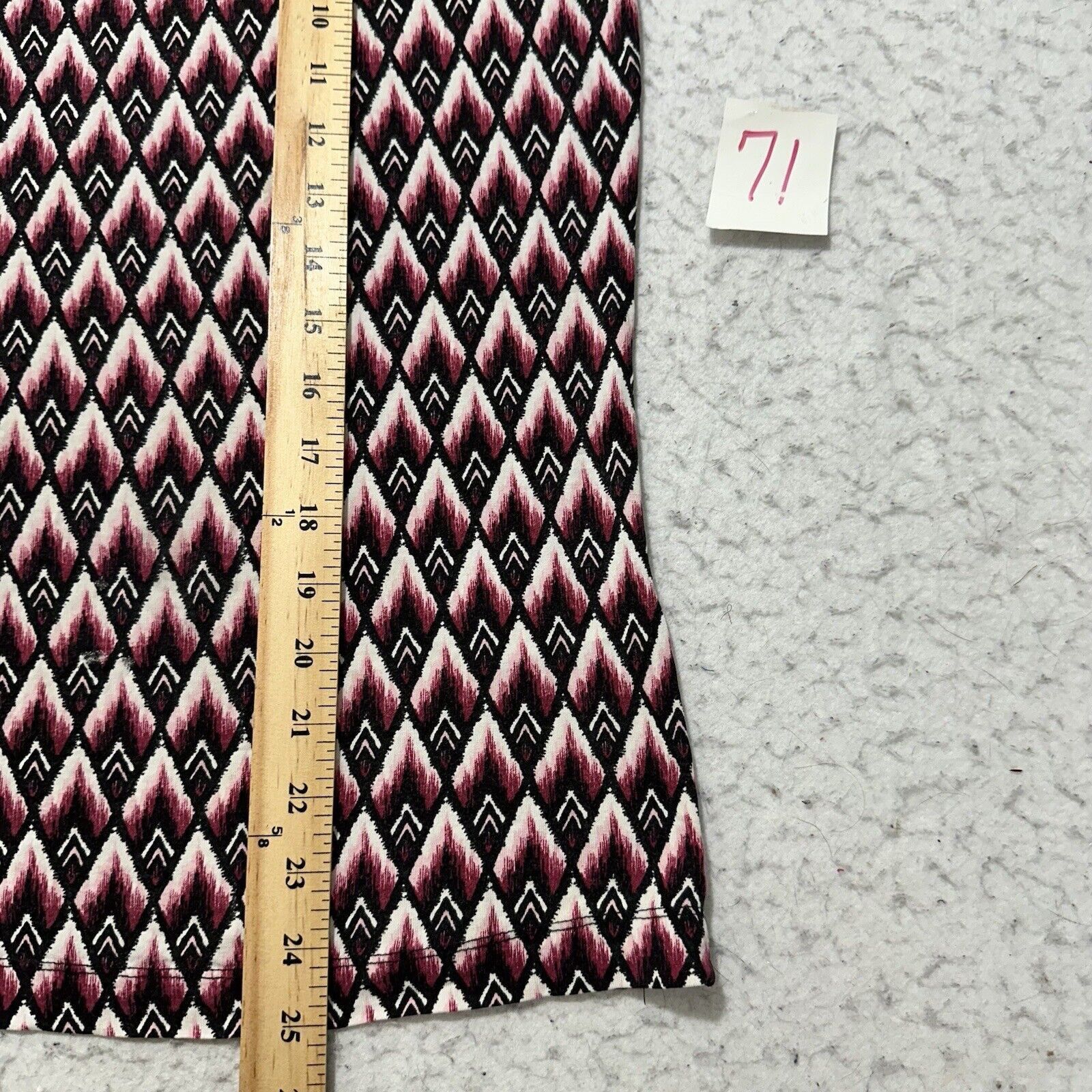 H&M H&M Medium Blouse Stretch Black Pink Geometric Pattern Top Size M / US 6-8 / IT 42-44 - 9 Thumbnail