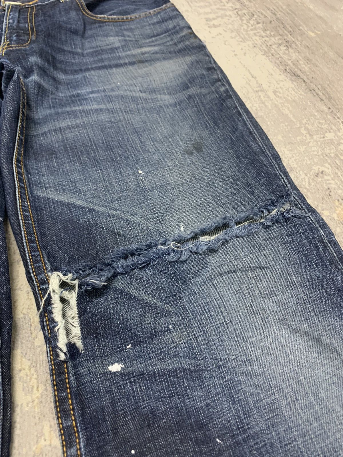 Levi's Levi’s 502 Distressed Straight Leg Jeans – Vintage Denim Size US 34 / EU 50 - 7 Thumbnail