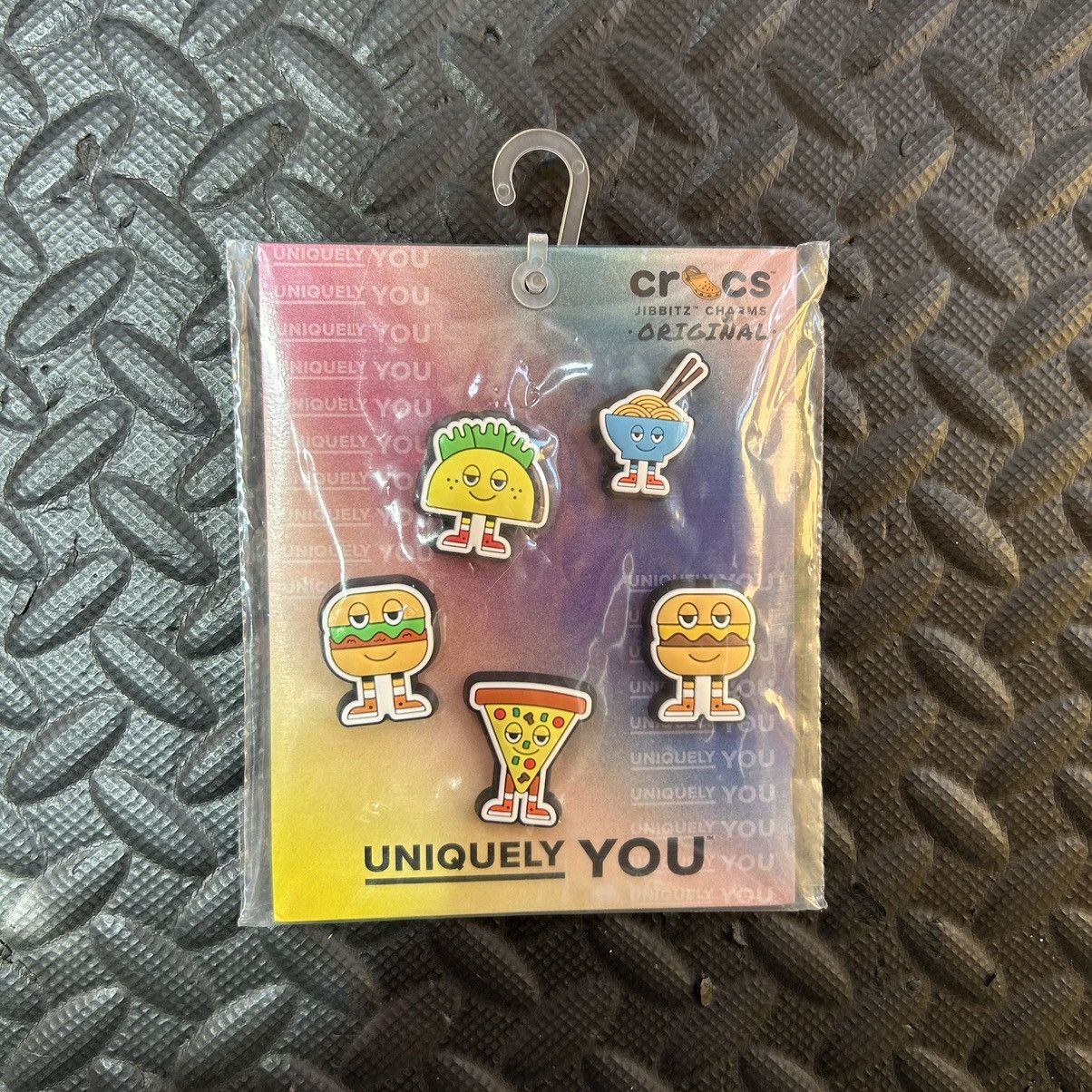 Crocs Crocs Jibbitz Uniquely You Chill Food Charm Pizza NEW Size ONE SIZE - 1 Thumbnail