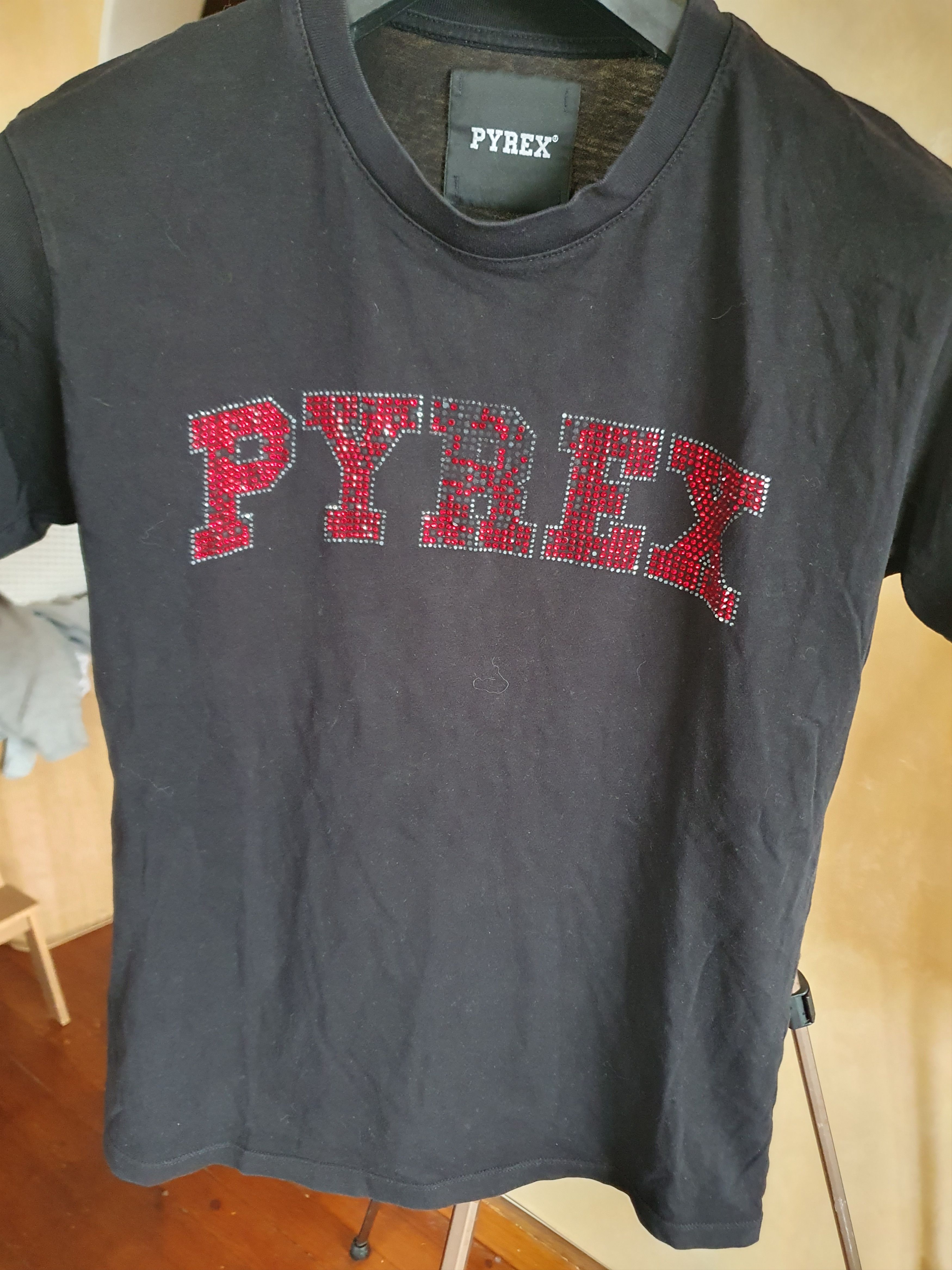 Pyrex Vision Pyrex Woman's Rhinestone Logo Y2K t-shirt sz M Size M / US 6-8 / IT 42-44 - 3 Thumbnail