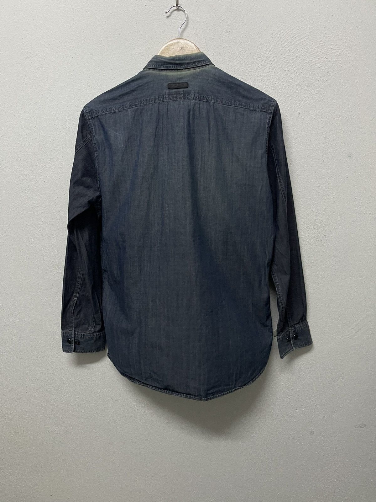 Burberry 90s BURBERRY LONDON DENIM SNAP BUTTON UP SHIRT Size US M / EU 48-50 / 2 - 2 Thumbnail