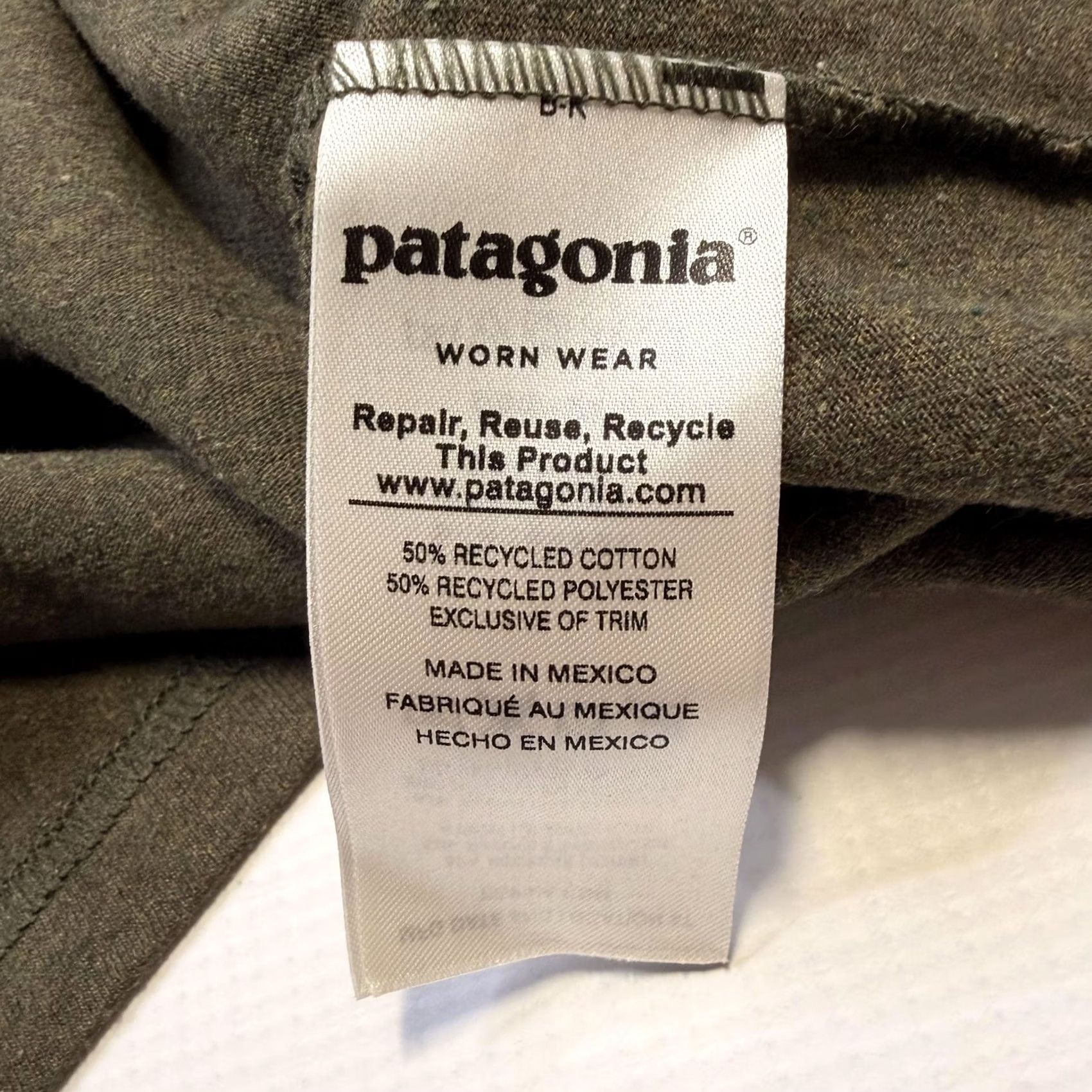 Patagonia Patagonia Shirt Mens Small Green Long Sleeve Live Simply Graphic T Shirt Size US S / EU 44-46 / 1 - 7 Thumbnail
