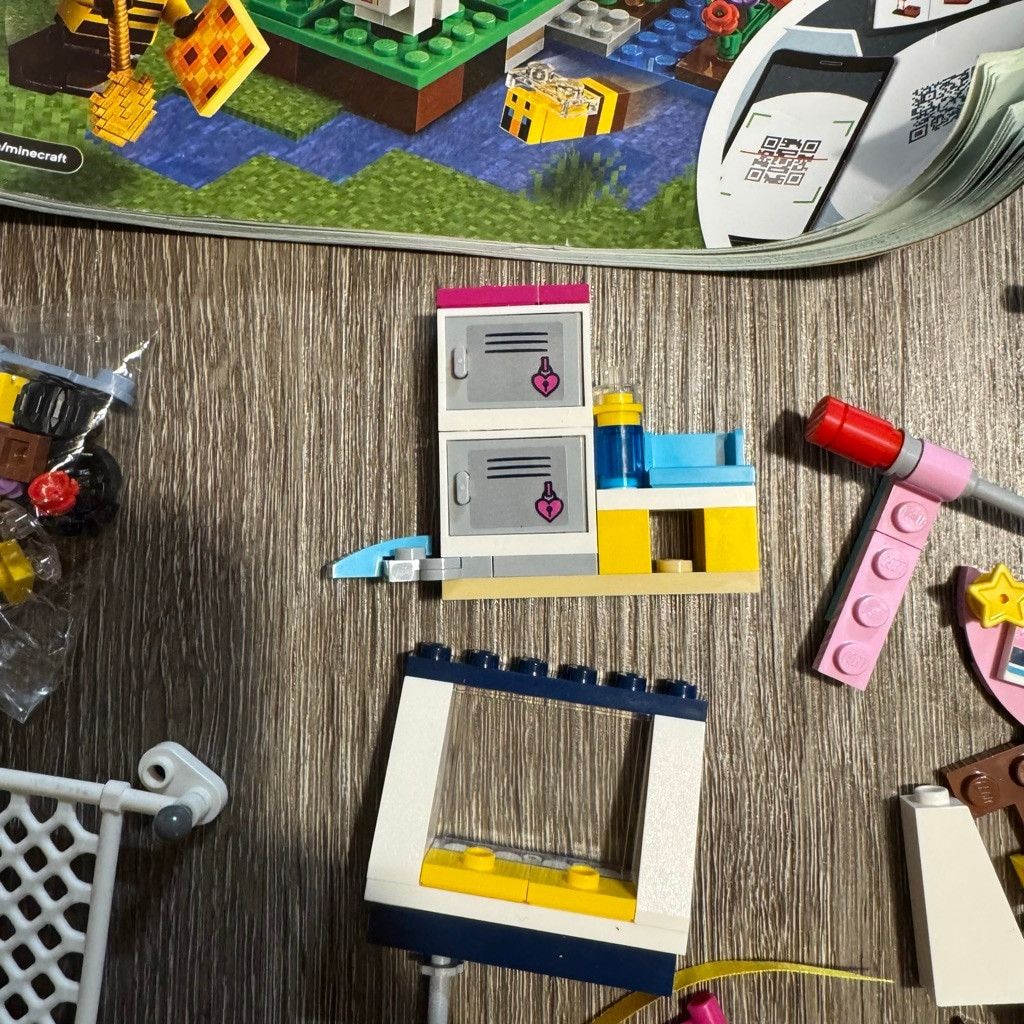LEGO LEGO Friends & Minecraft Building Sets Bundle Lot With Mini Size ONE SIZE - 12 Thumbnail