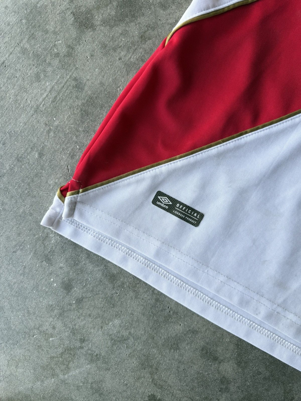 Umbro × Vintage Peru Soccer Jersey by Umbro Size Large Size US L / EU 52-54 / 3 - 2 Thumbnail