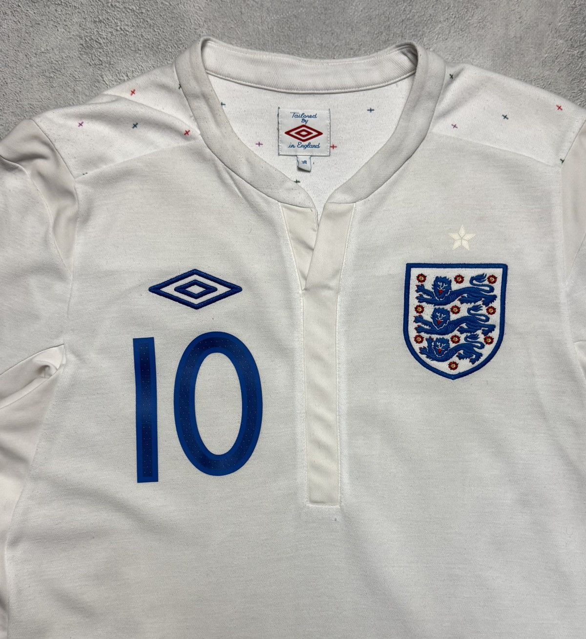 Umbro England 2010 2011 Home Shirt Soccer Jersey Umbro #10 Rooney Size US S / EU 44-46 / 1 - 7 Thumbnail