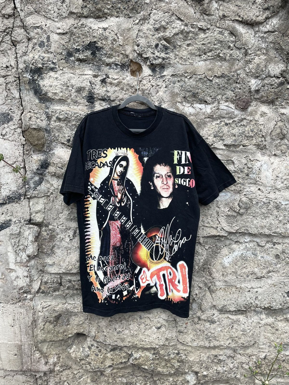 Vintage mexican bootleg EL TRI 30años all over print