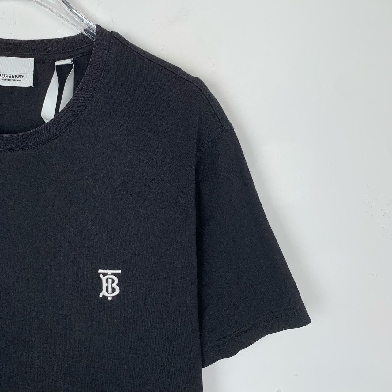 Burberry Burberry Black TB Embroidery Cotton Crew Neck T-shirt K26WX Size US XS / EU 42 / 0 - 3 Thumbnail