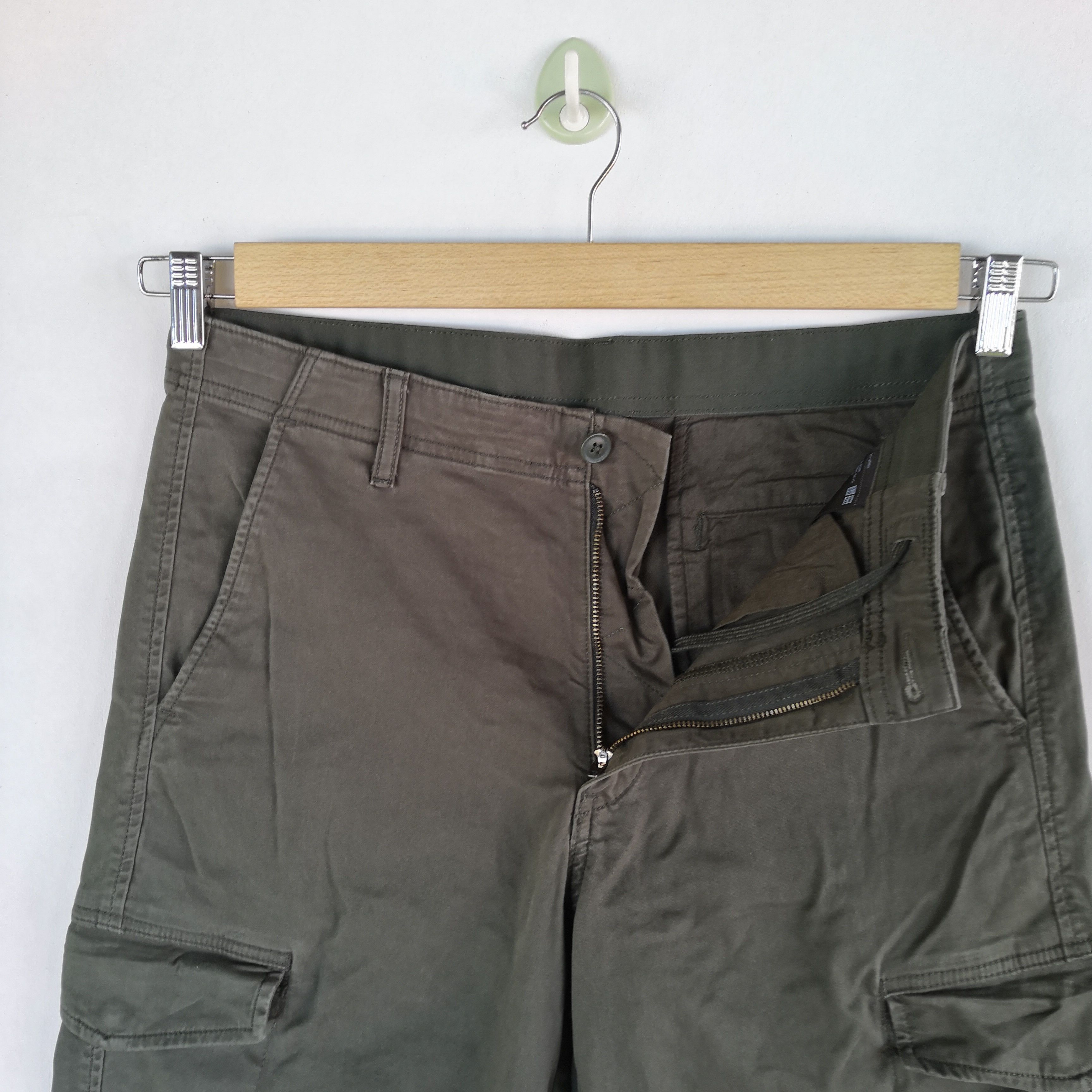 Japanese Brand Japanese Cargo Pants Multi Pocket Bondage Trousers Pants Size US 34 / EU 50 - 5 Thumbnail