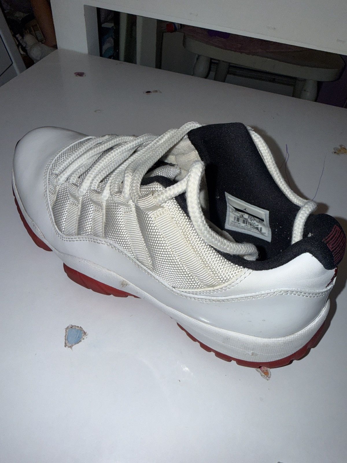 Nike Jordan 11 low cherry bottom Size US 9 / EU 42 - 13 Thumbnail