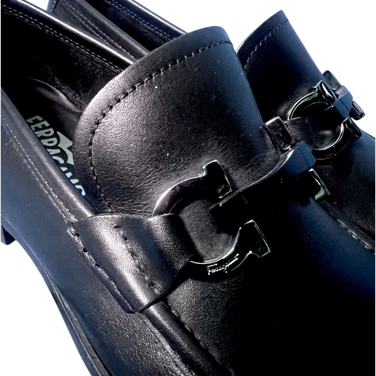 Salvatore Ferragamo Men's Salvatore Ferragamo Classic Black Loafers US 7.5 $995 Size US 7.5 / EU 40-41 - 2 Thumbnail